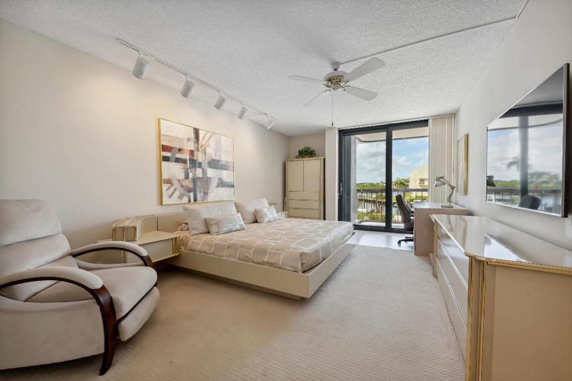 4748 S Ocean Boulevard 206