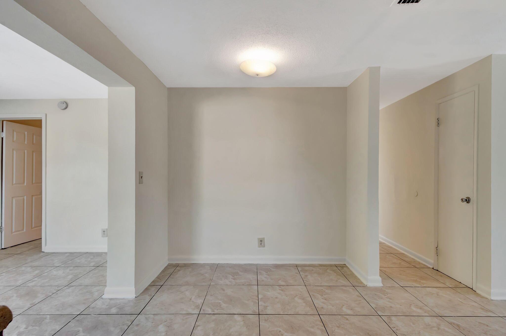 1500 W 13th Street W