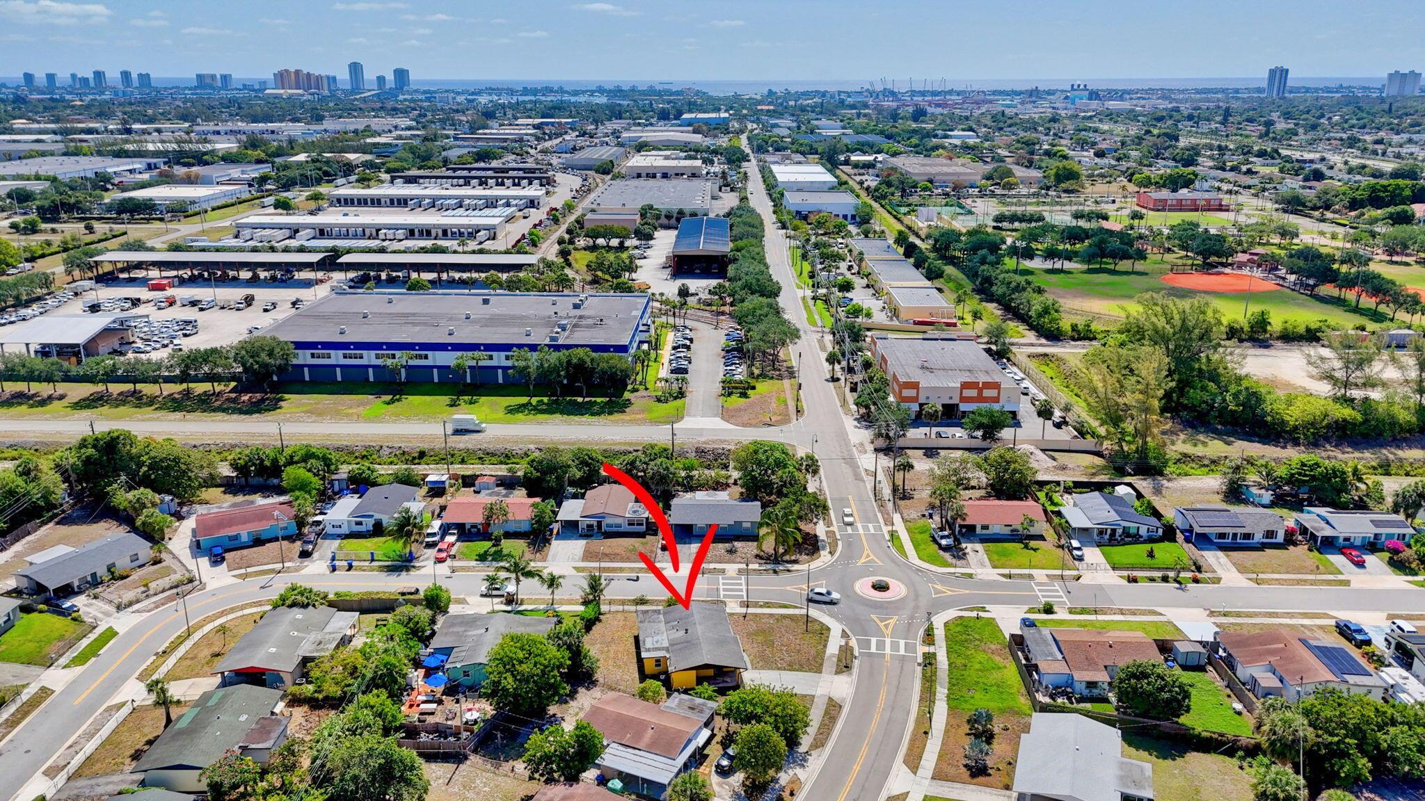 1500 W 13th Street W