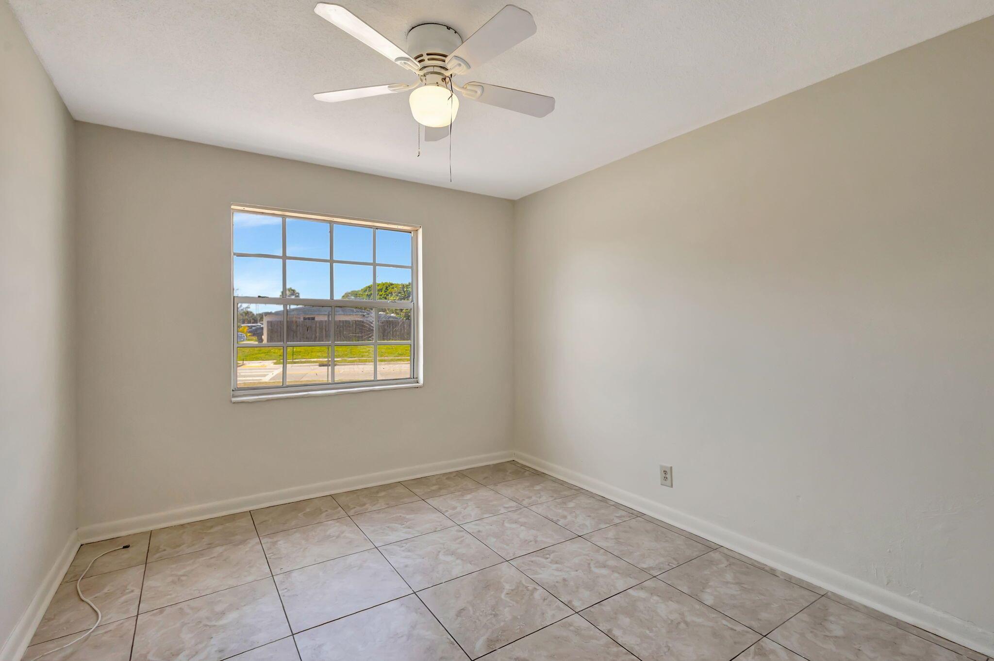 1500 W 13th Street W