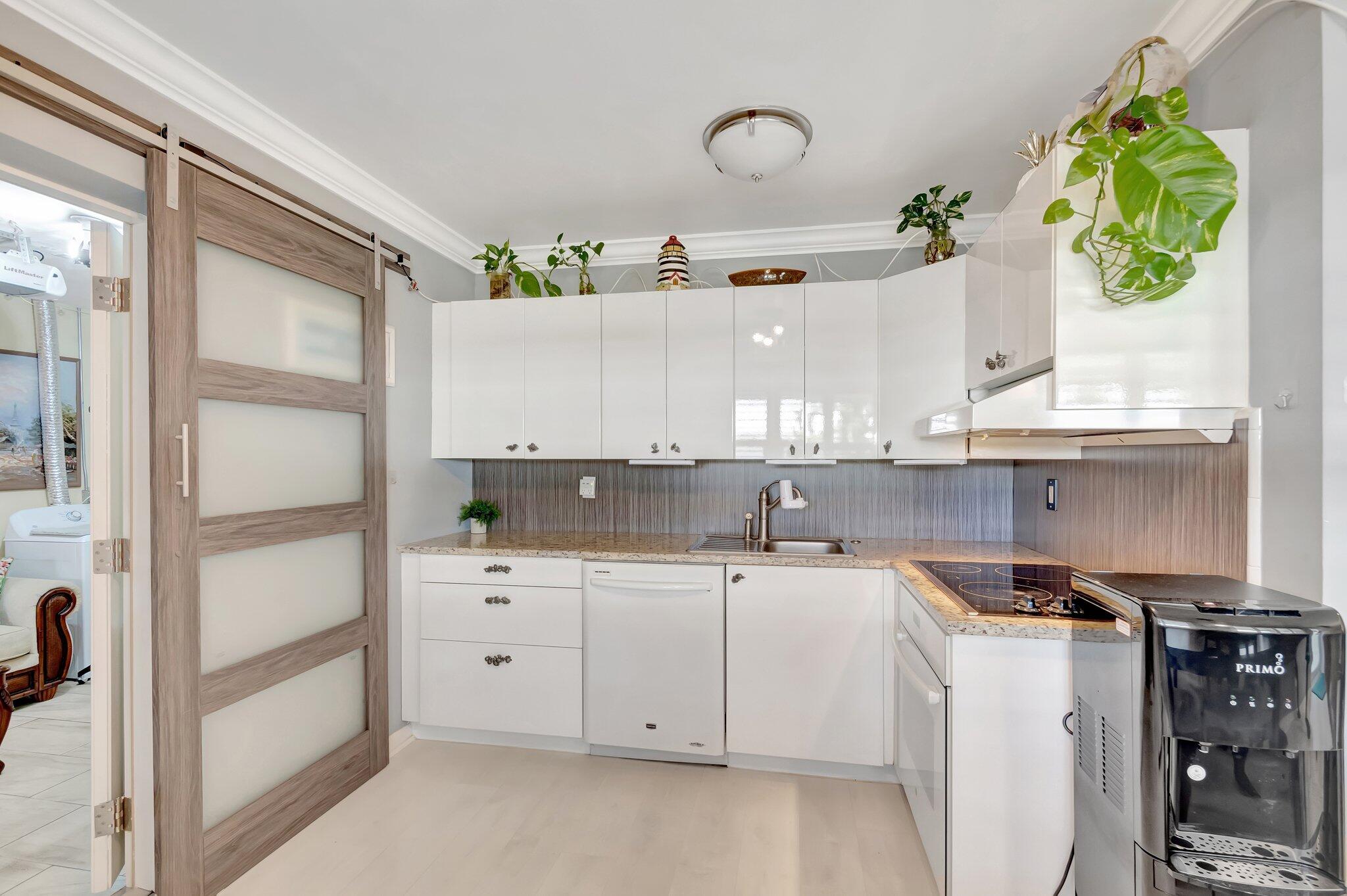 722 Ridge Road 9