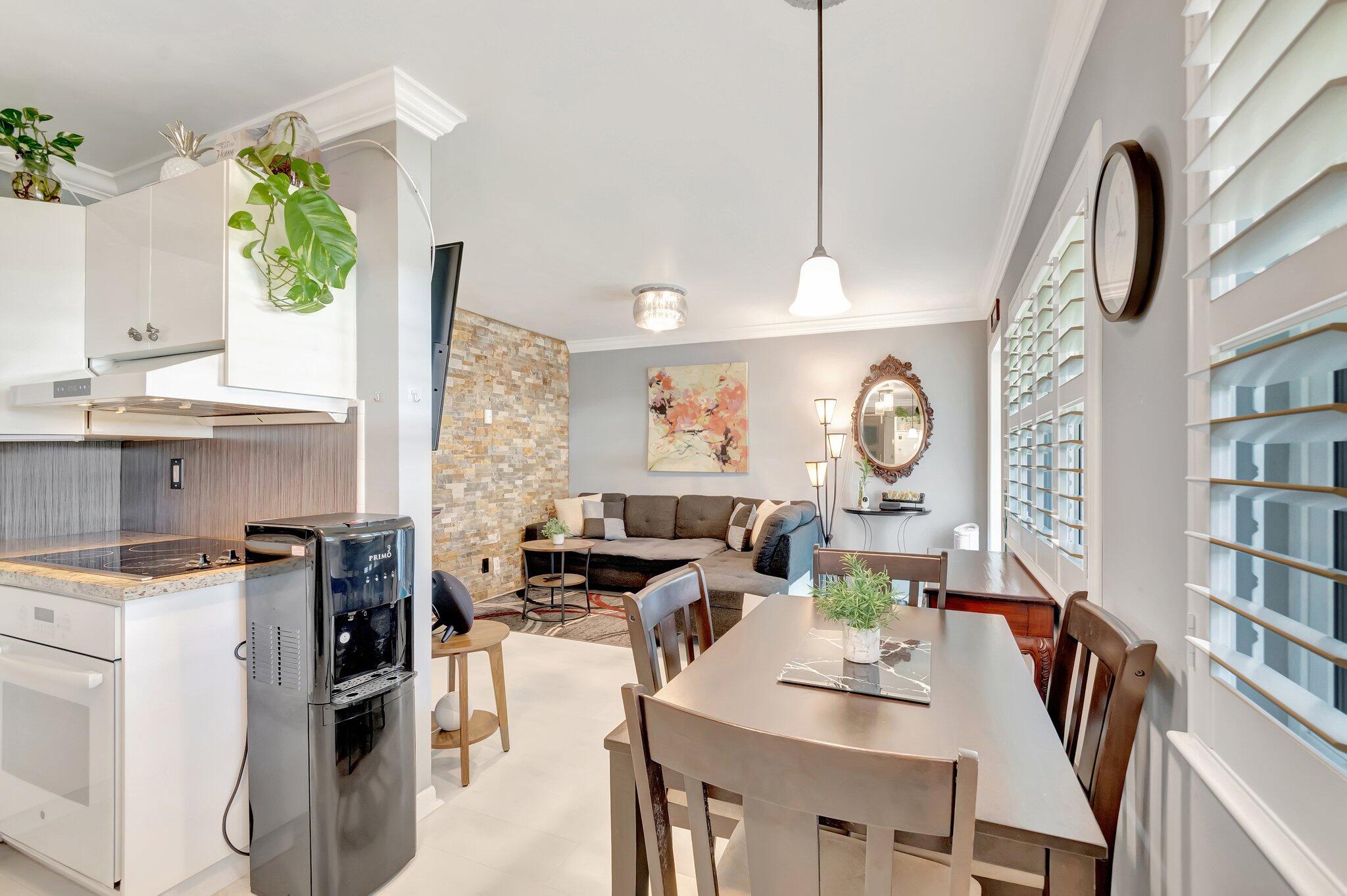 722 Ridge Road 9