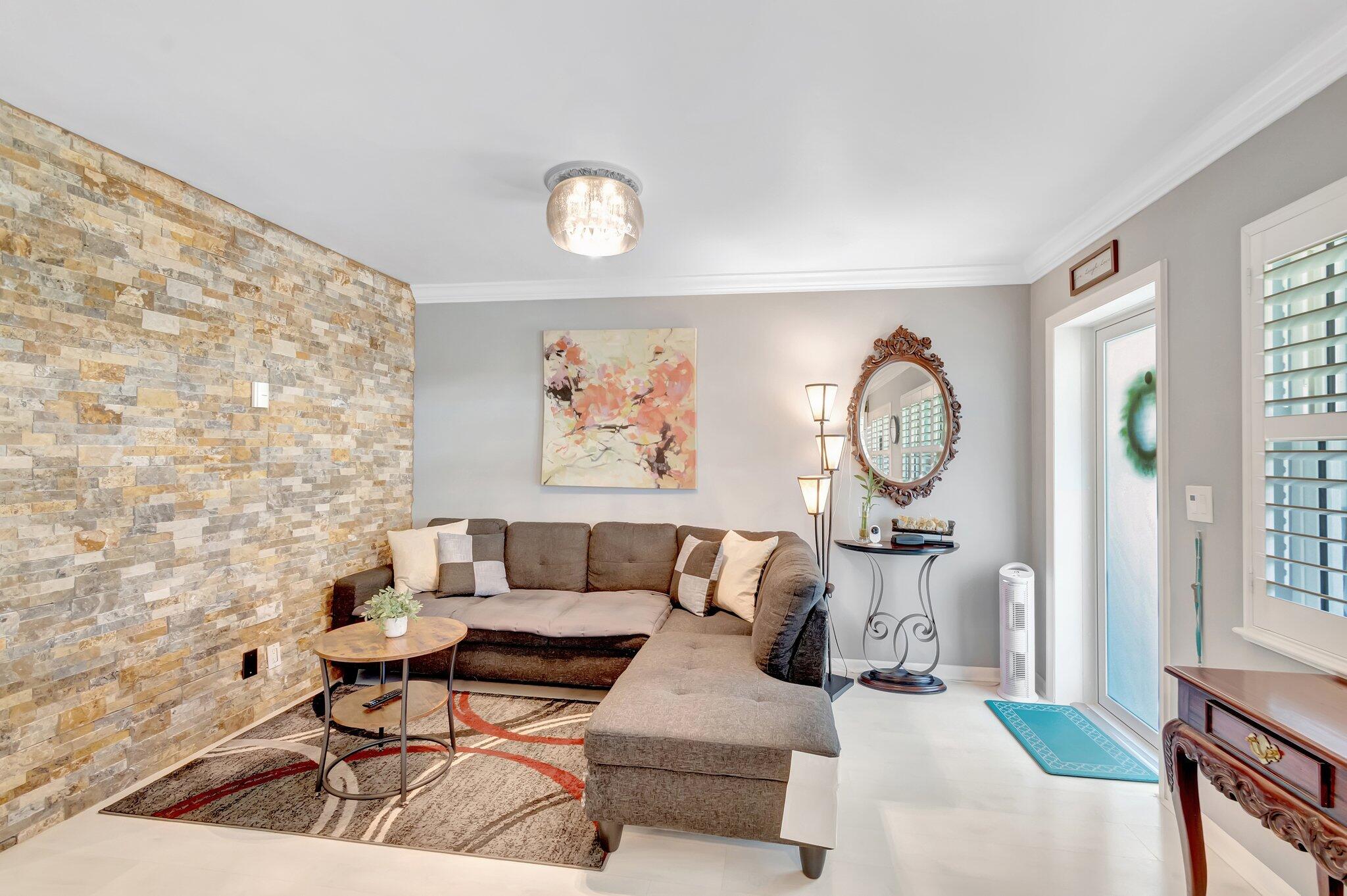 722 Ridge Road 9