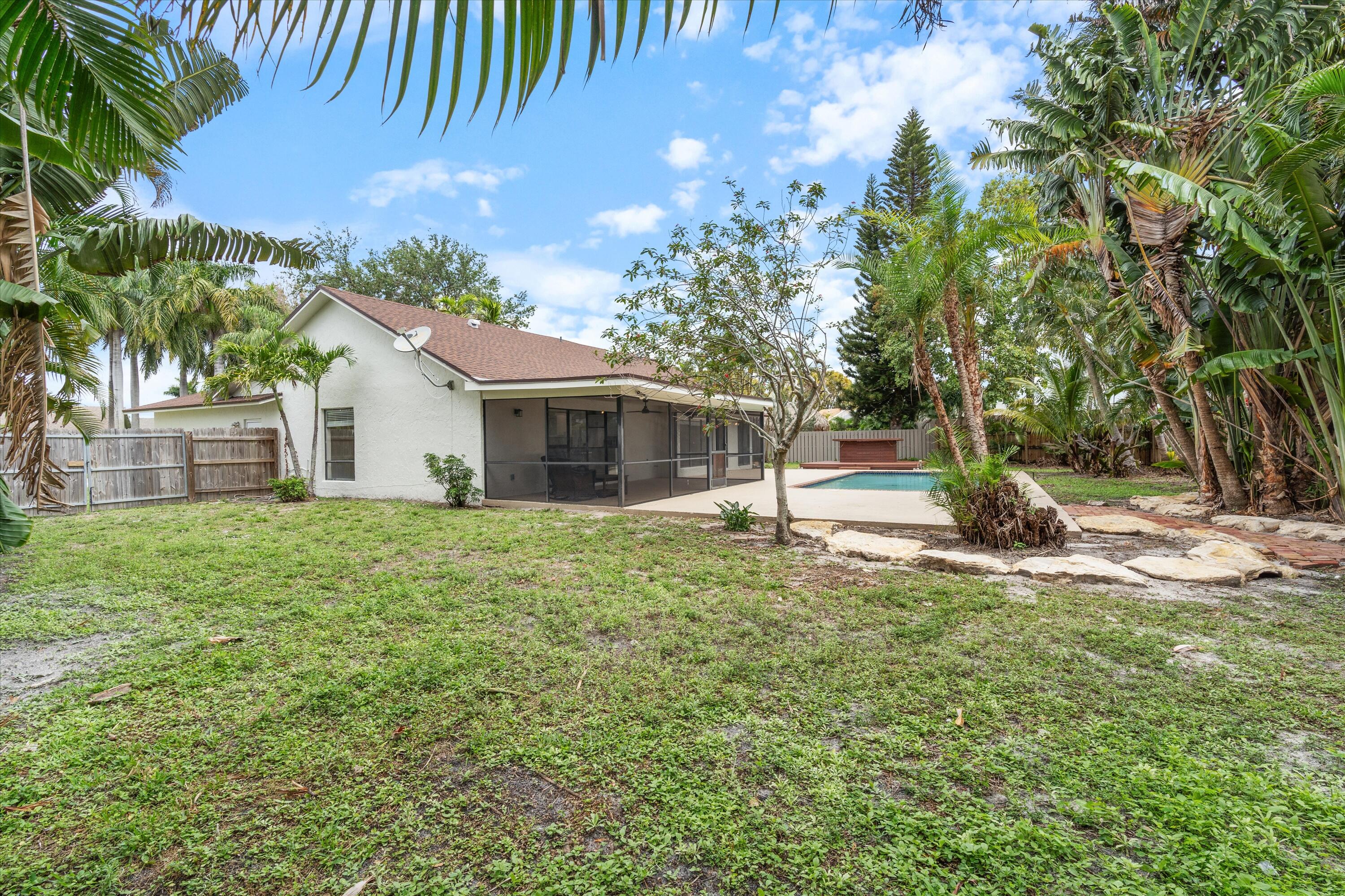 1394 Gallinule Circle