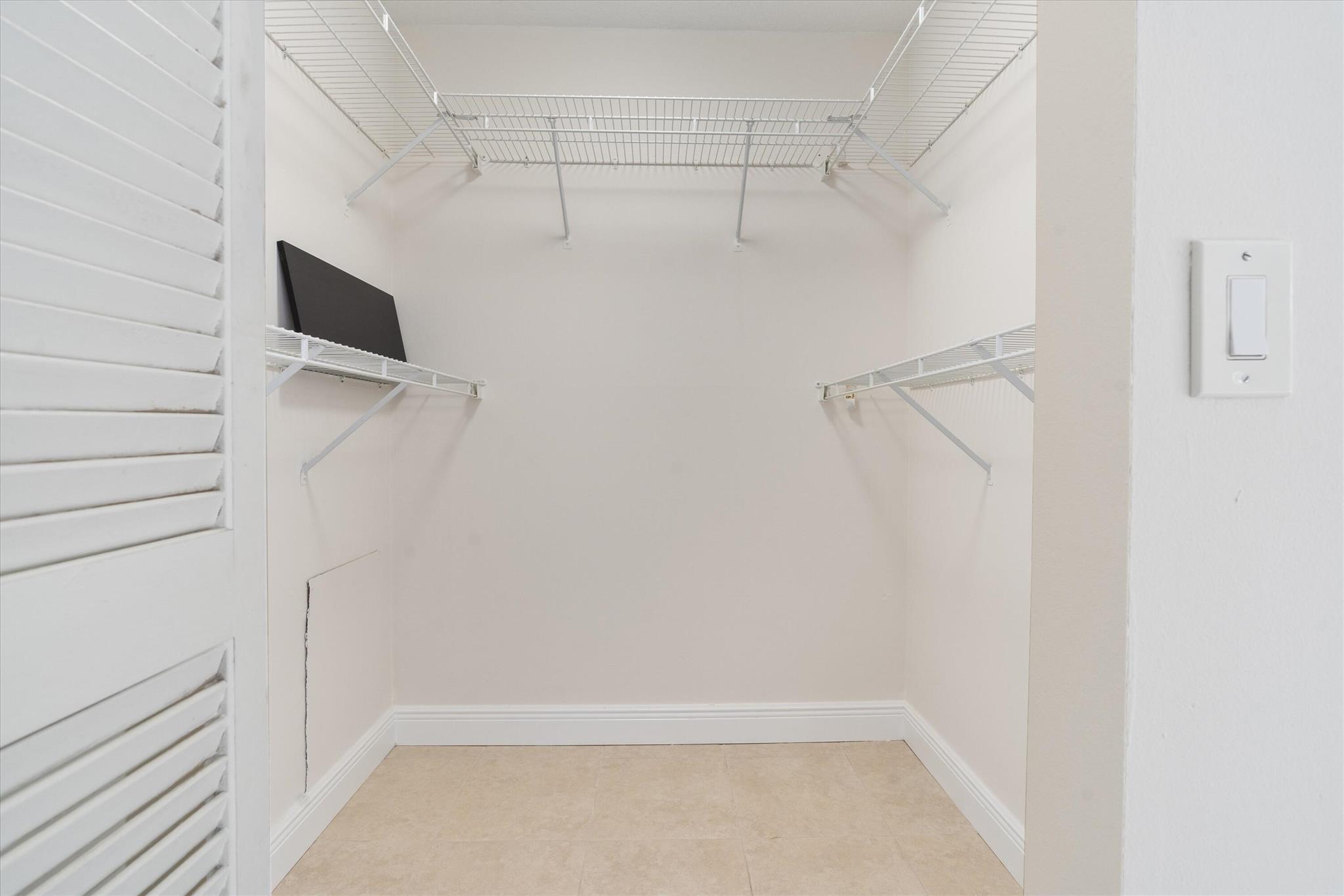 1394 Gallinule Circle