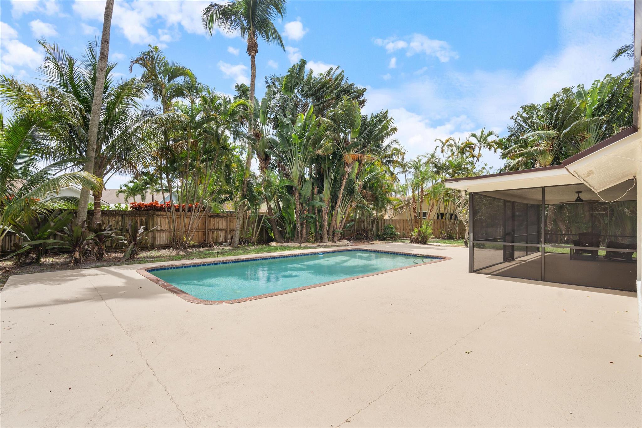 1394 Gallinule Circle