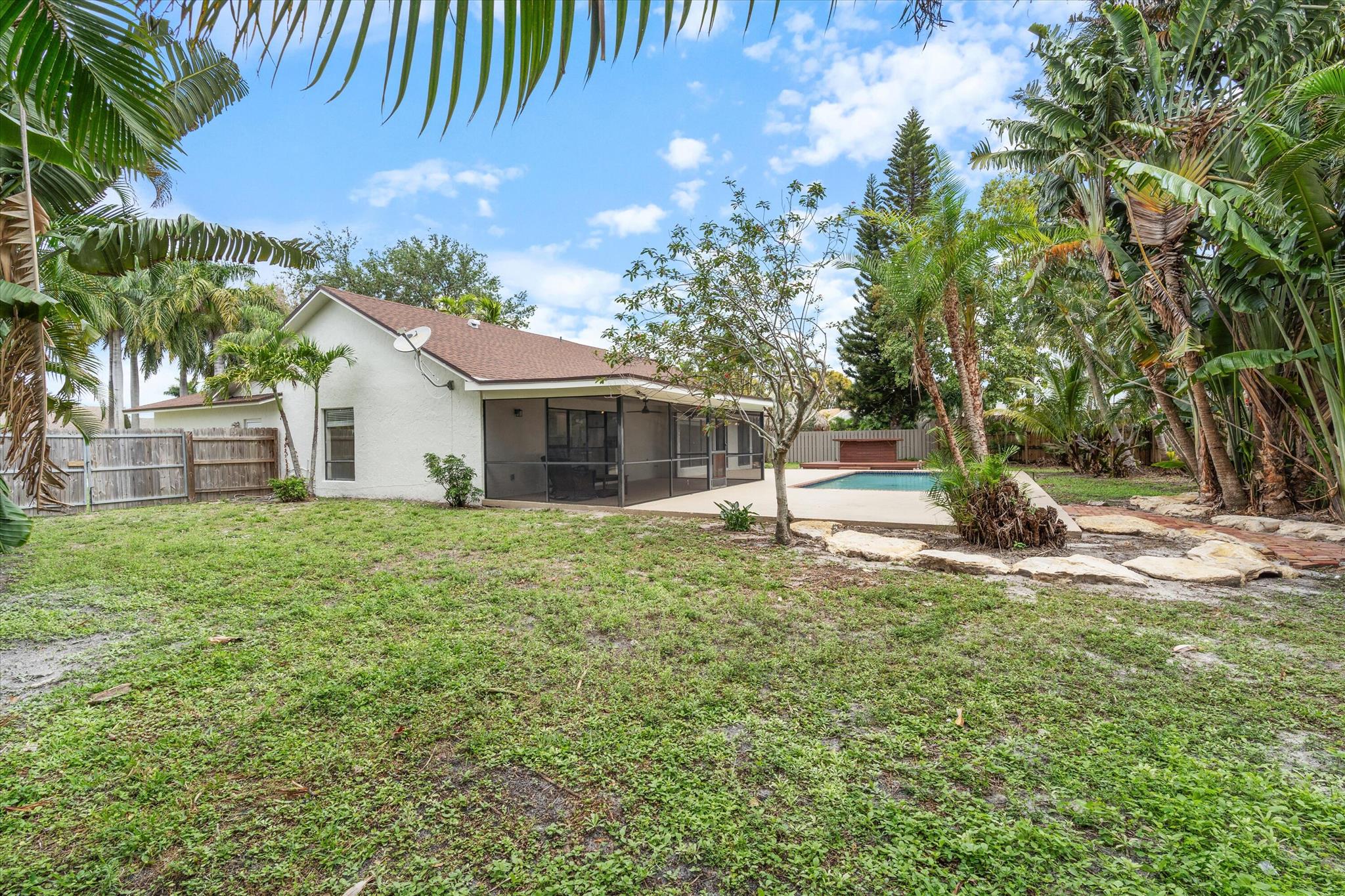 1394 Gallinule Circle