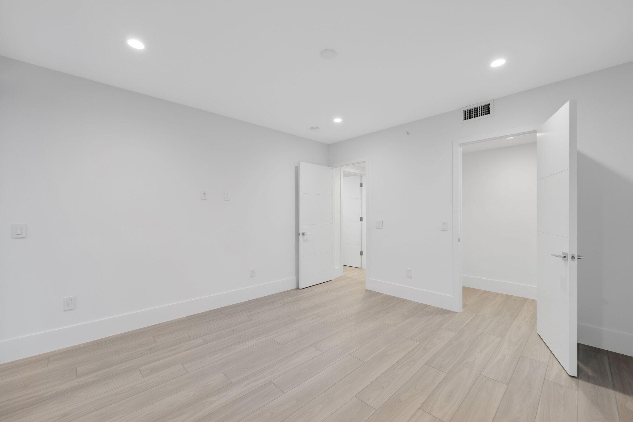 201 SE 4th Avenue