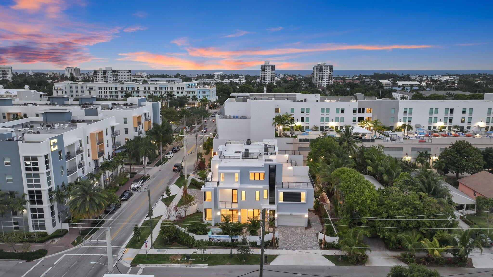 201 SE 4th Avenue
