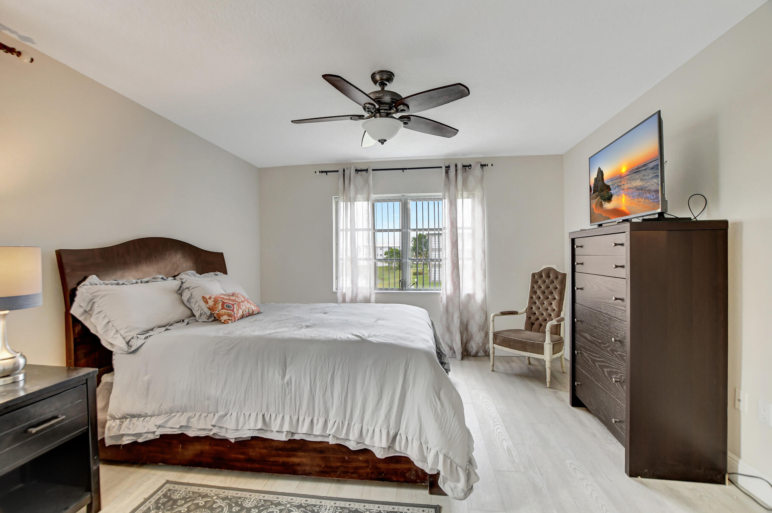 9810 Marina Boulevard 1120