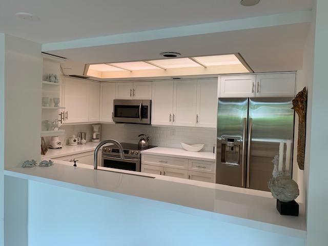 100 SE 5th Avenue 102