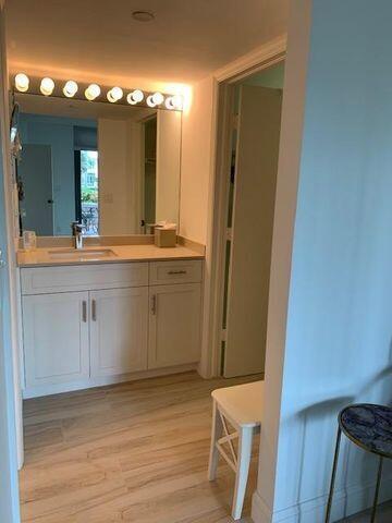 100 SE 5th Avenue 102