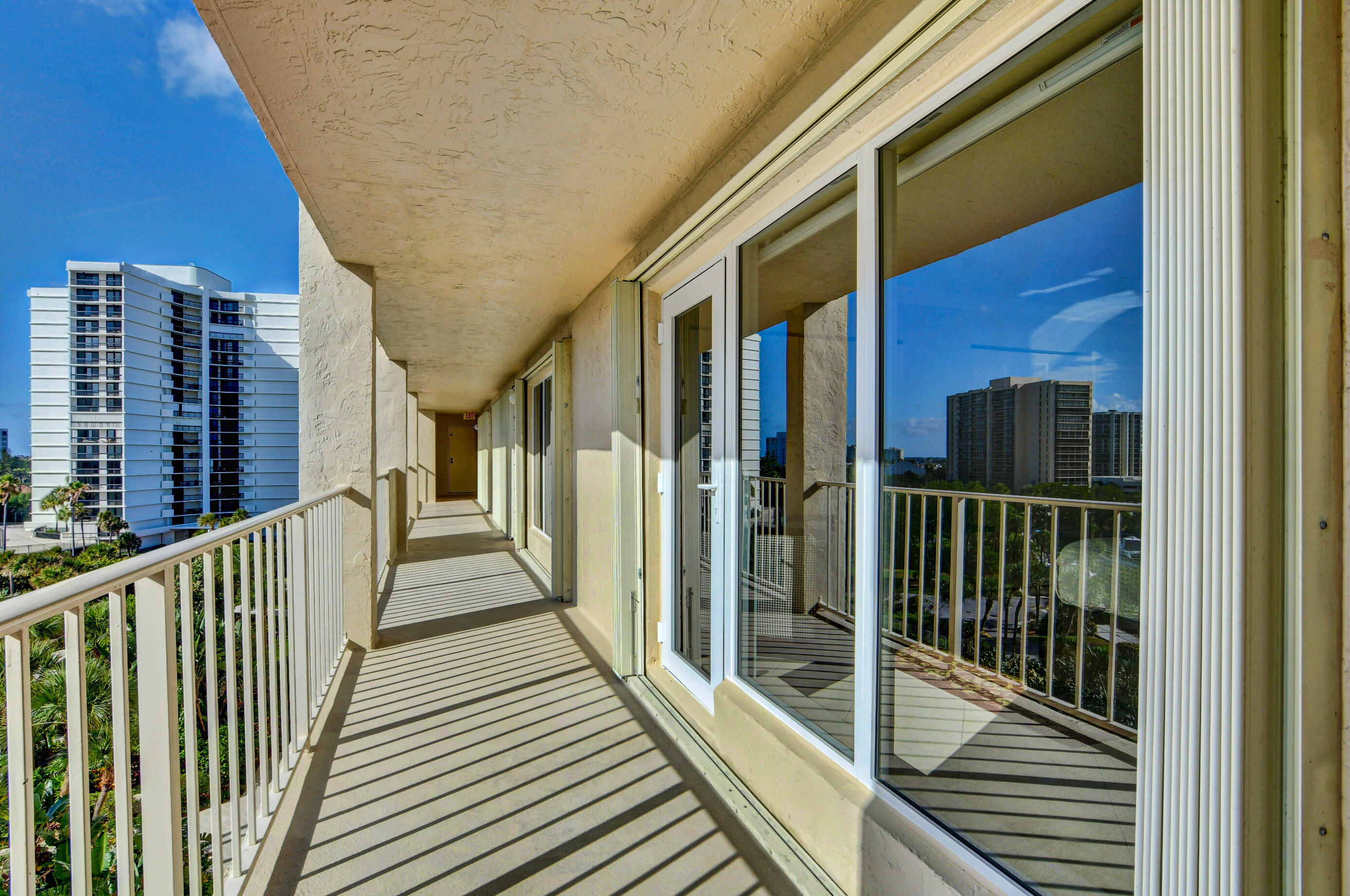 4301 N Ocean Boulevard 607