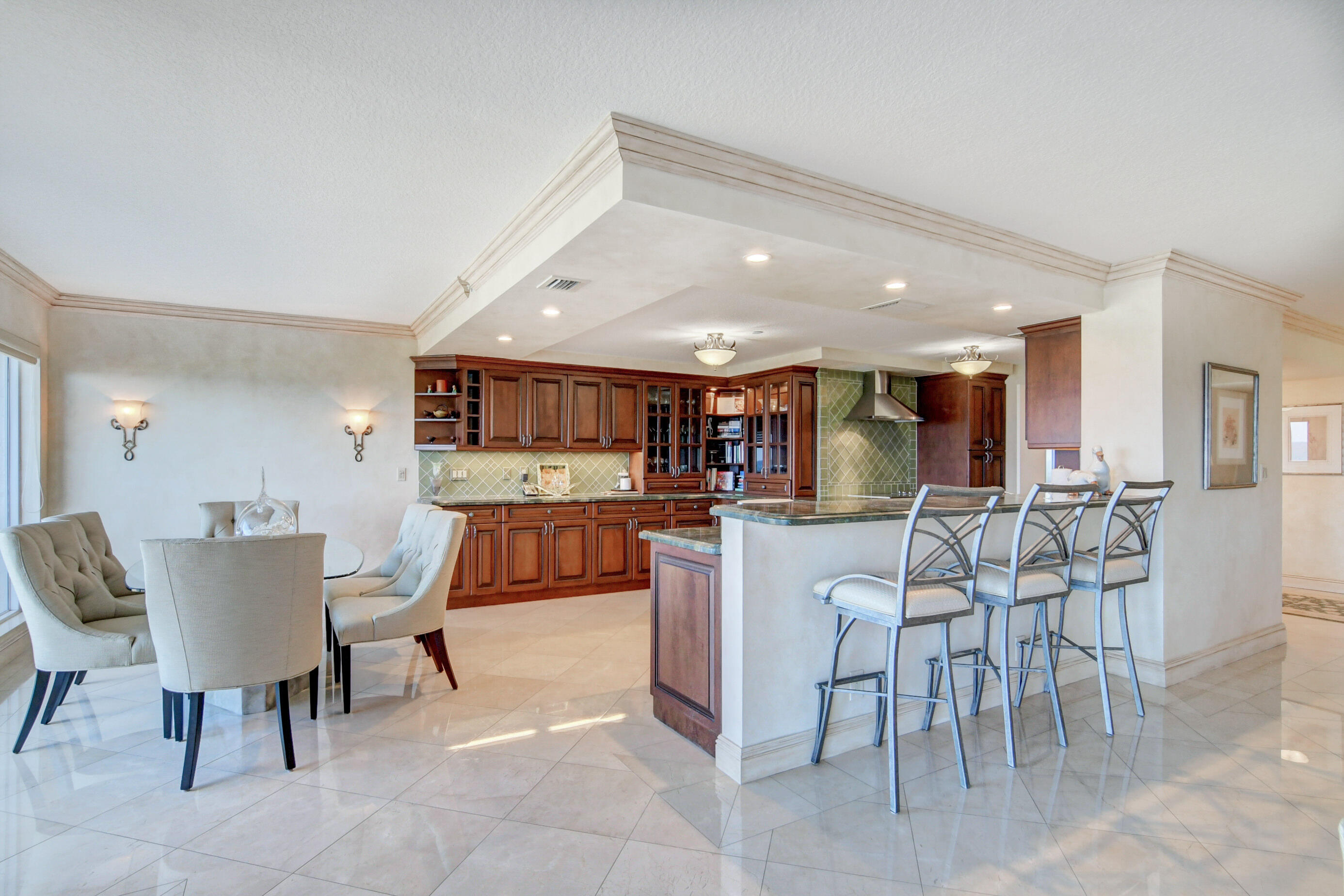 4301 N Ocean Boulevard 607