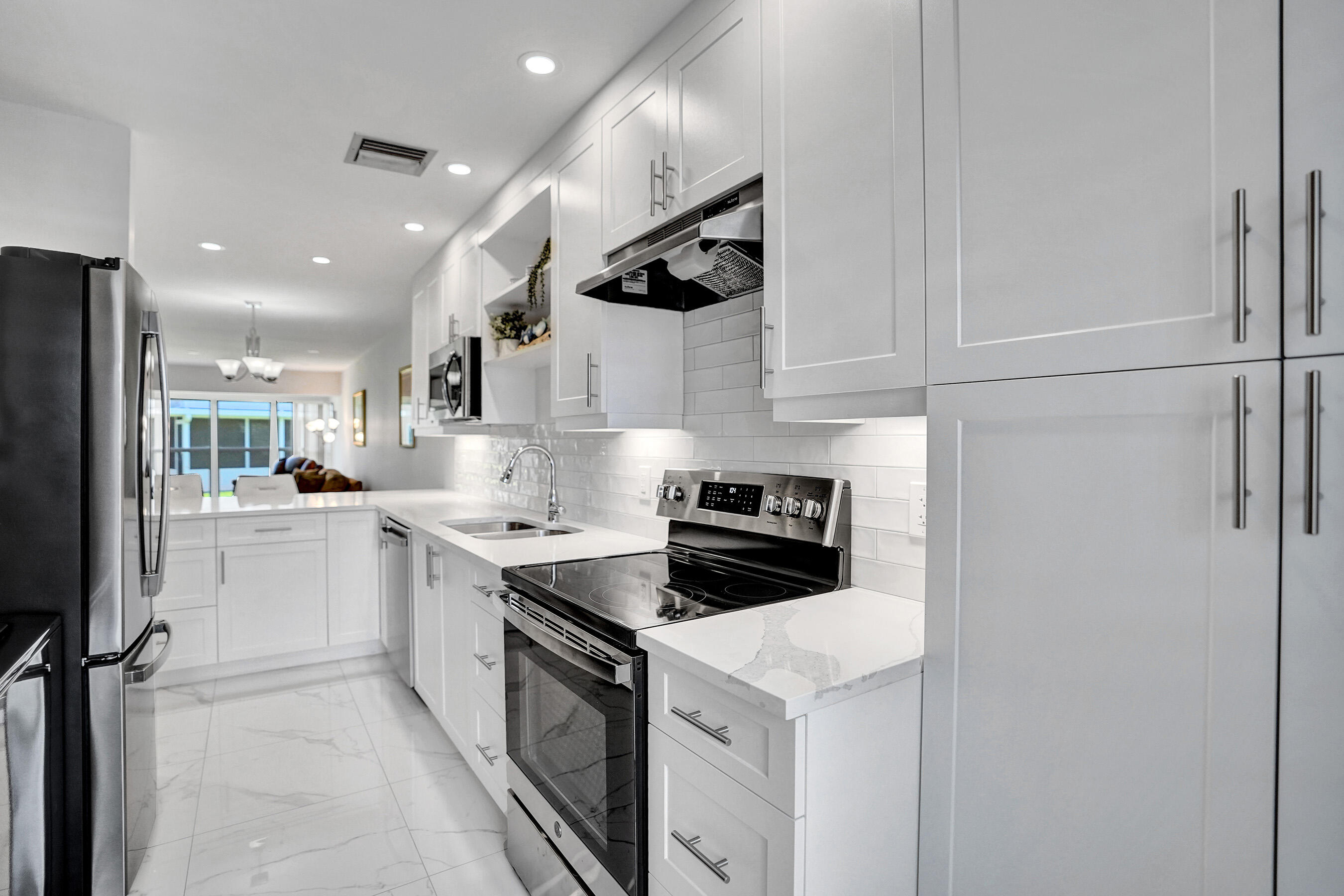 1150 Boxwood Drive 101