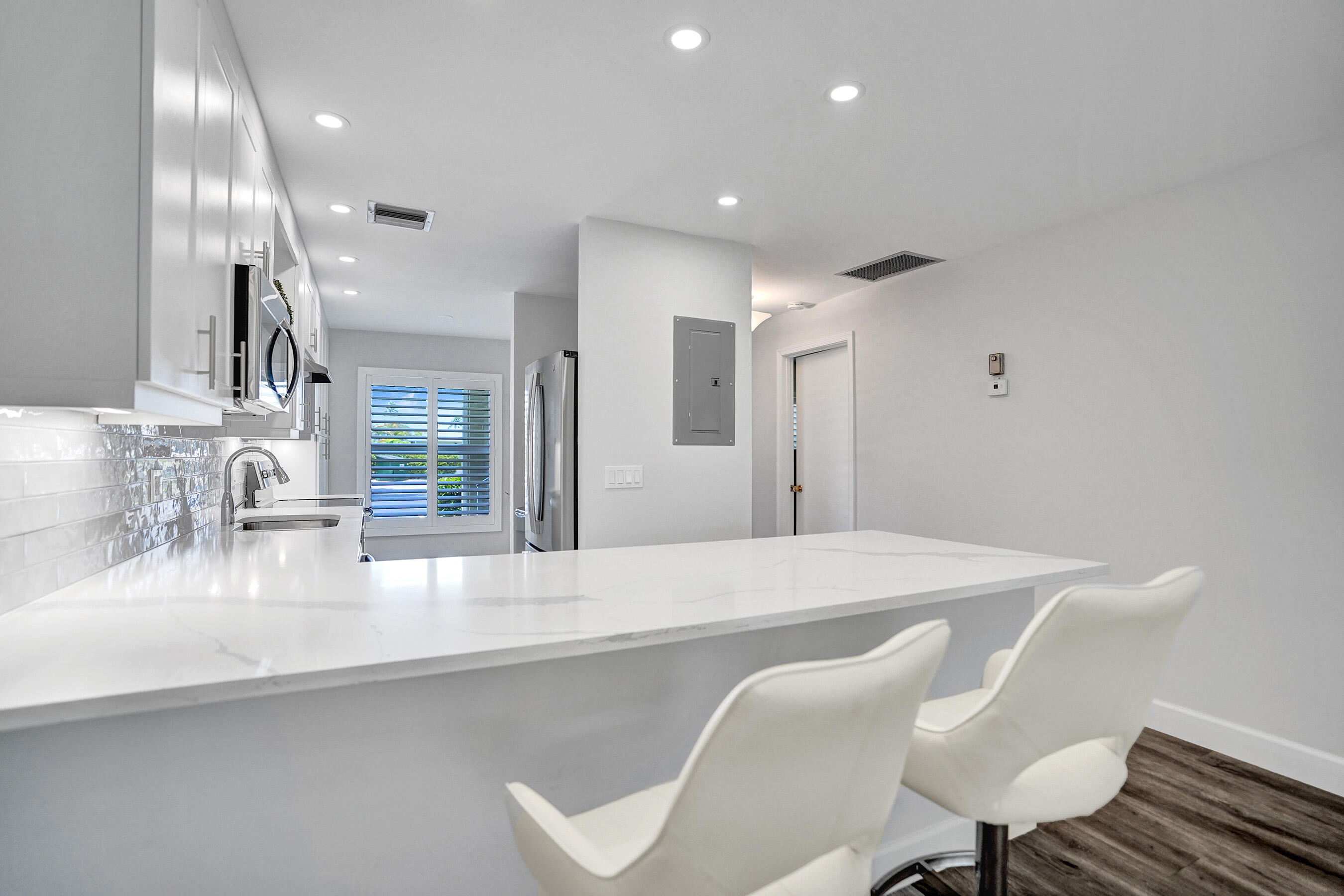1150 Boxwood Drive 101