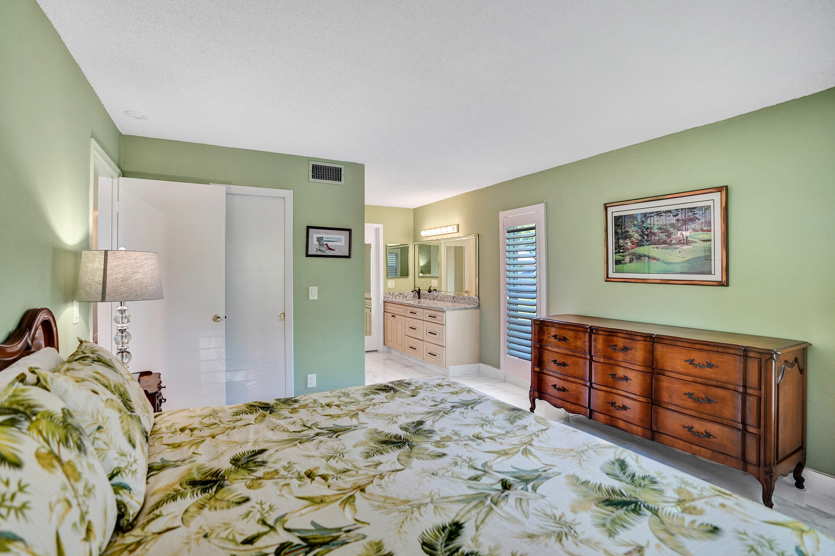 1150 Boxwood Drive 101