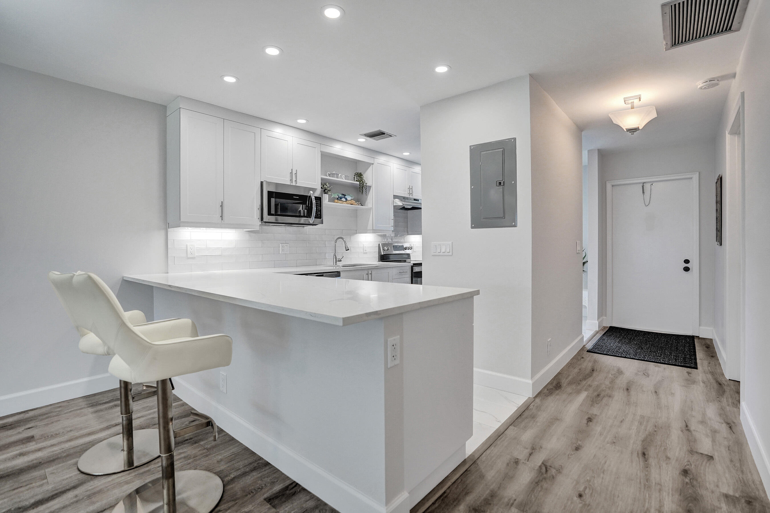 1150 Boxwood Drive 101