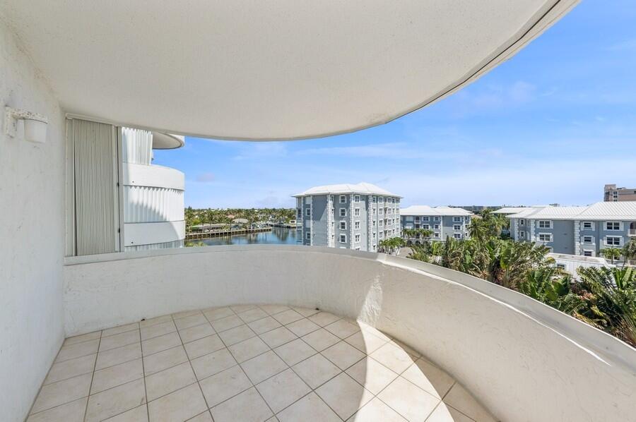 2200 S Ocean Boulevard 606