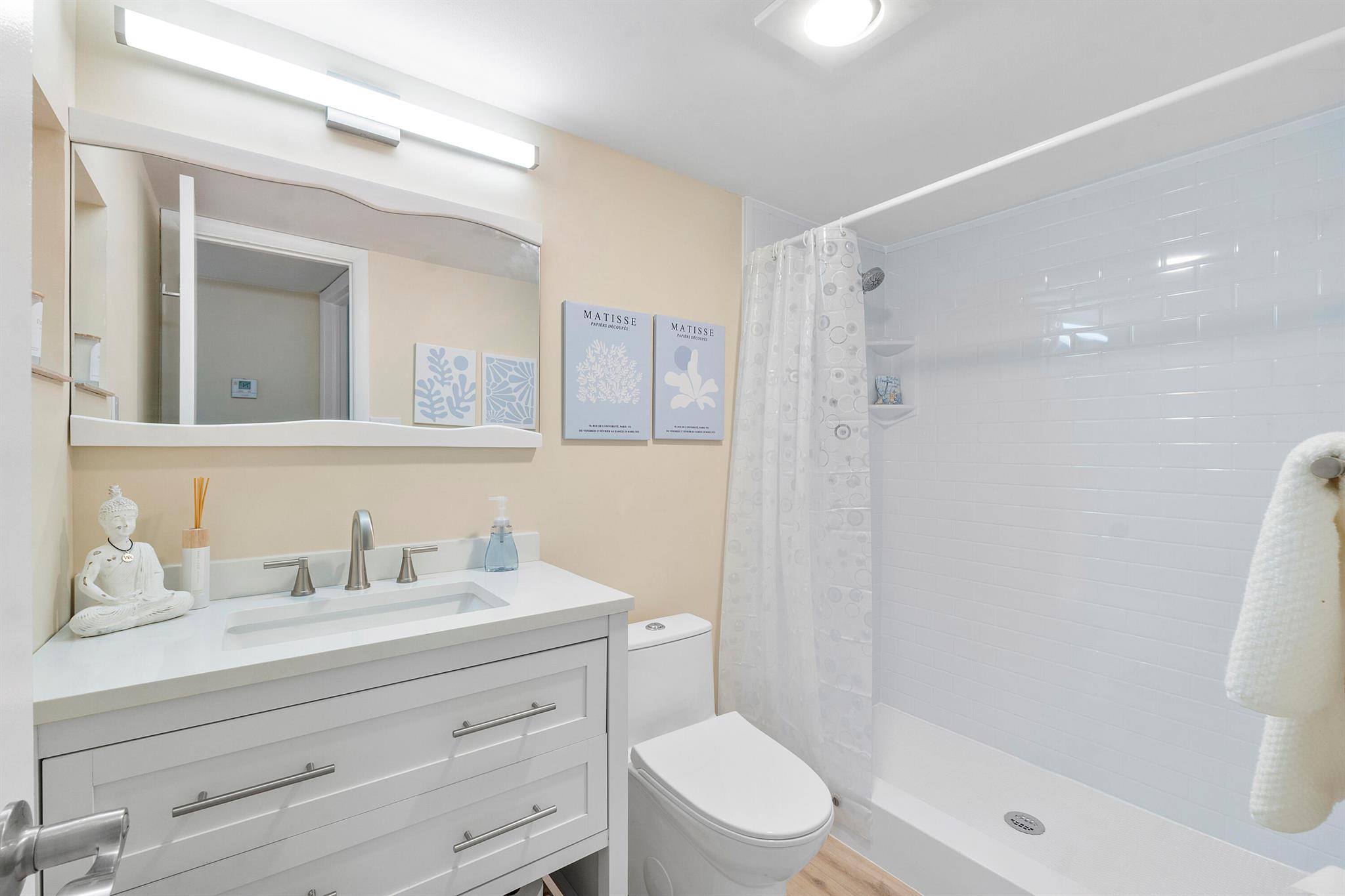 126 S Cypress Road 735