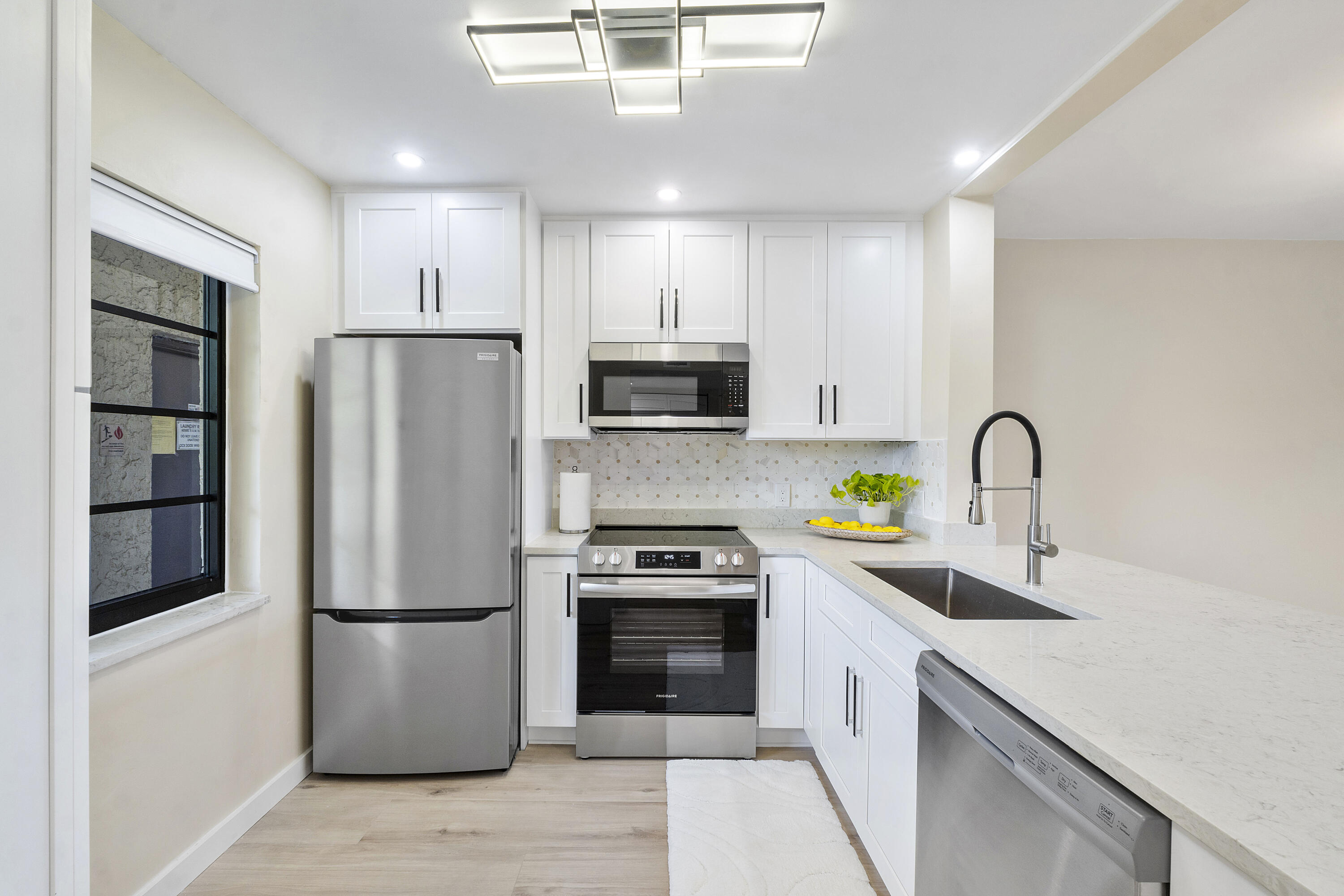 126 S Cypress Road 735