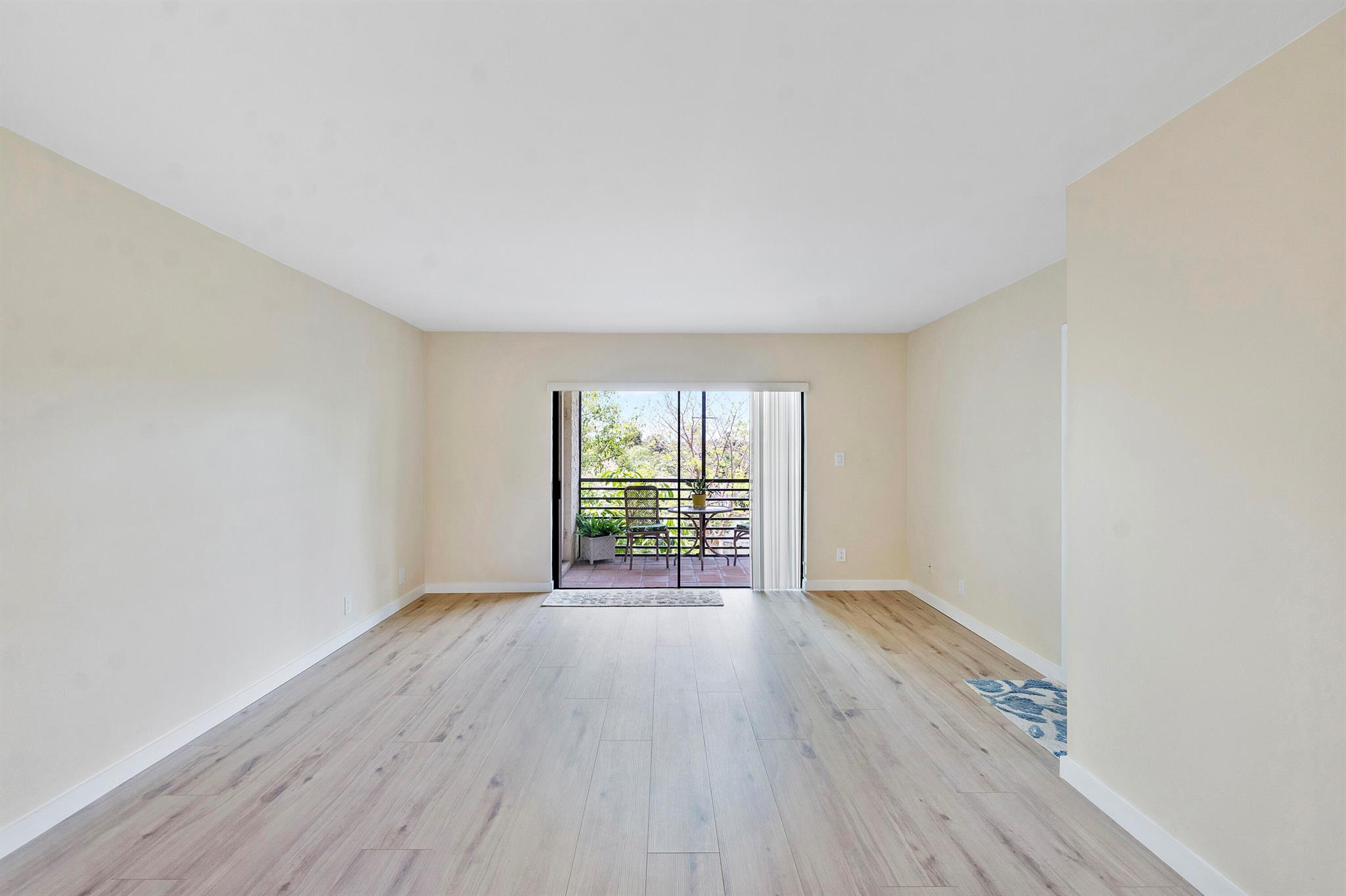 126 S Cypress Road 735