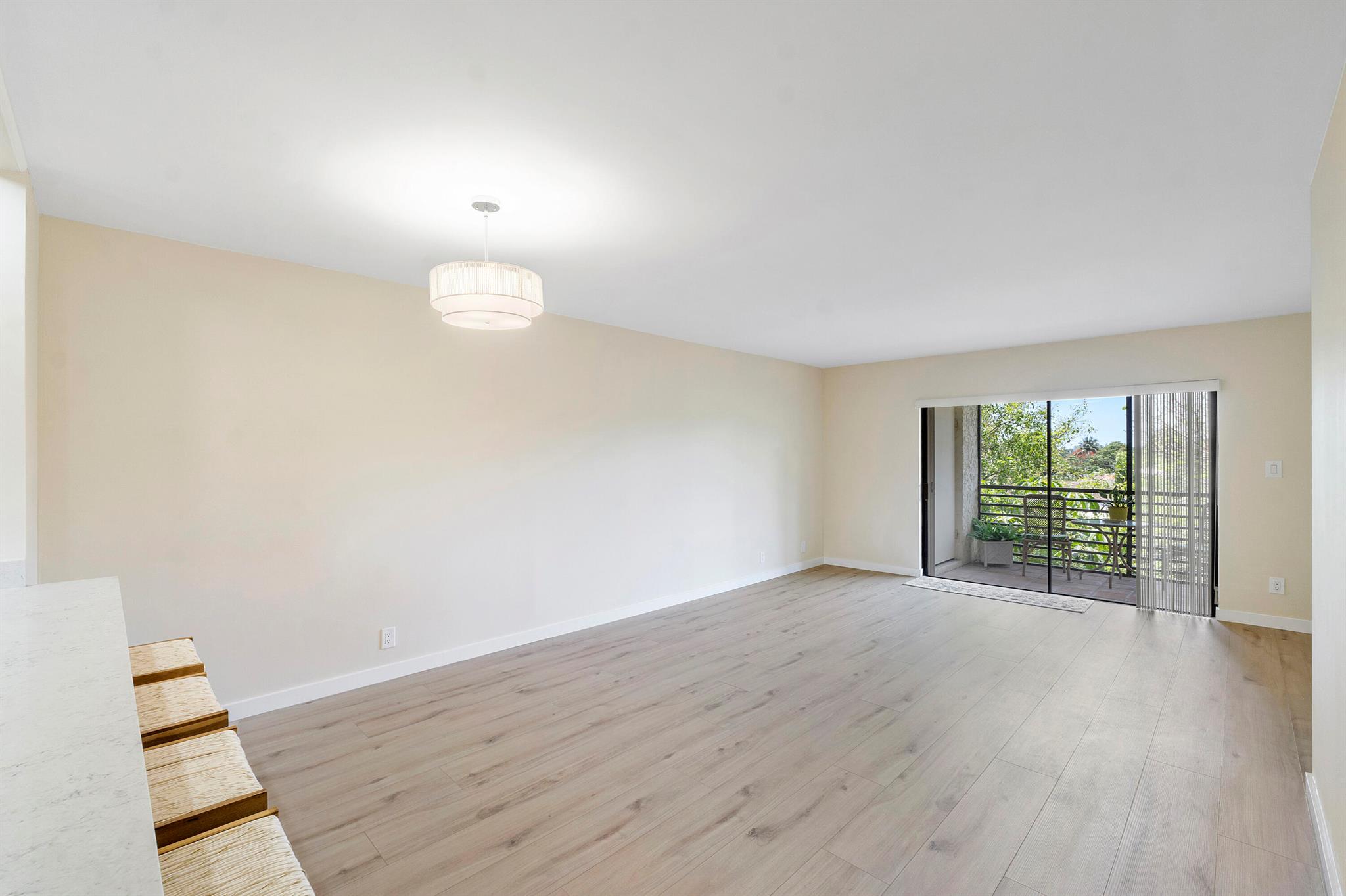 126 S Cypress Road 735