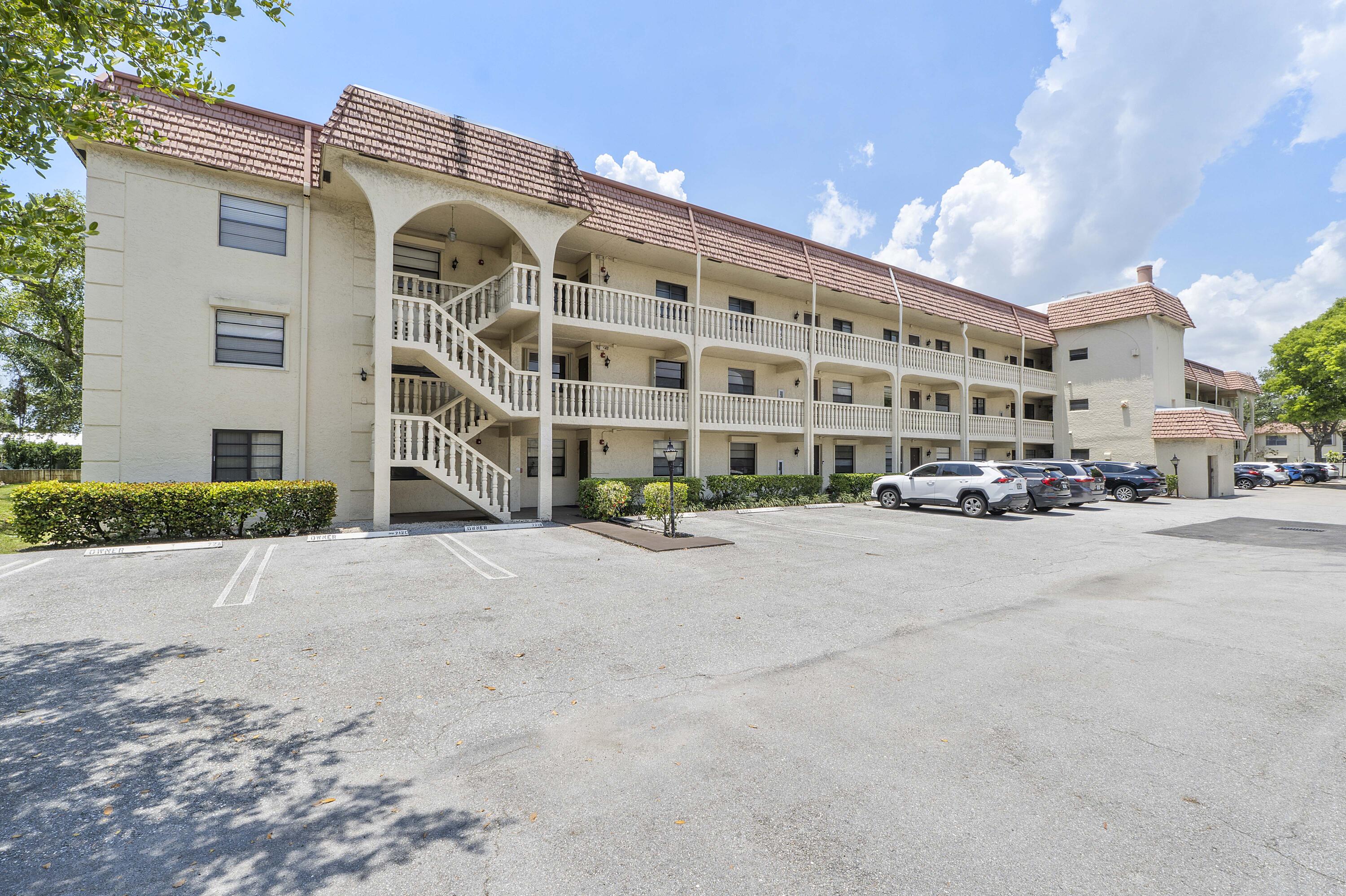 126 S Cypress Road 735