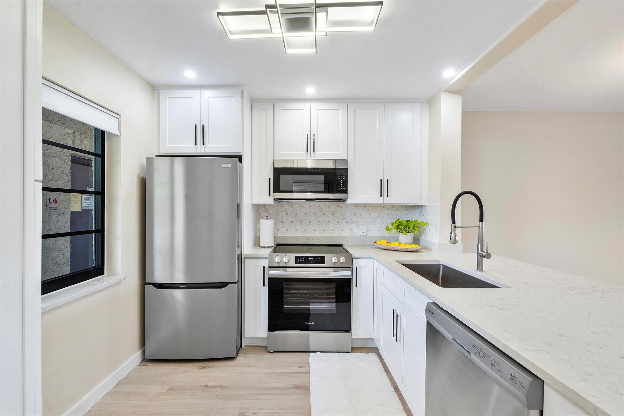 126 S Cypress Road 735