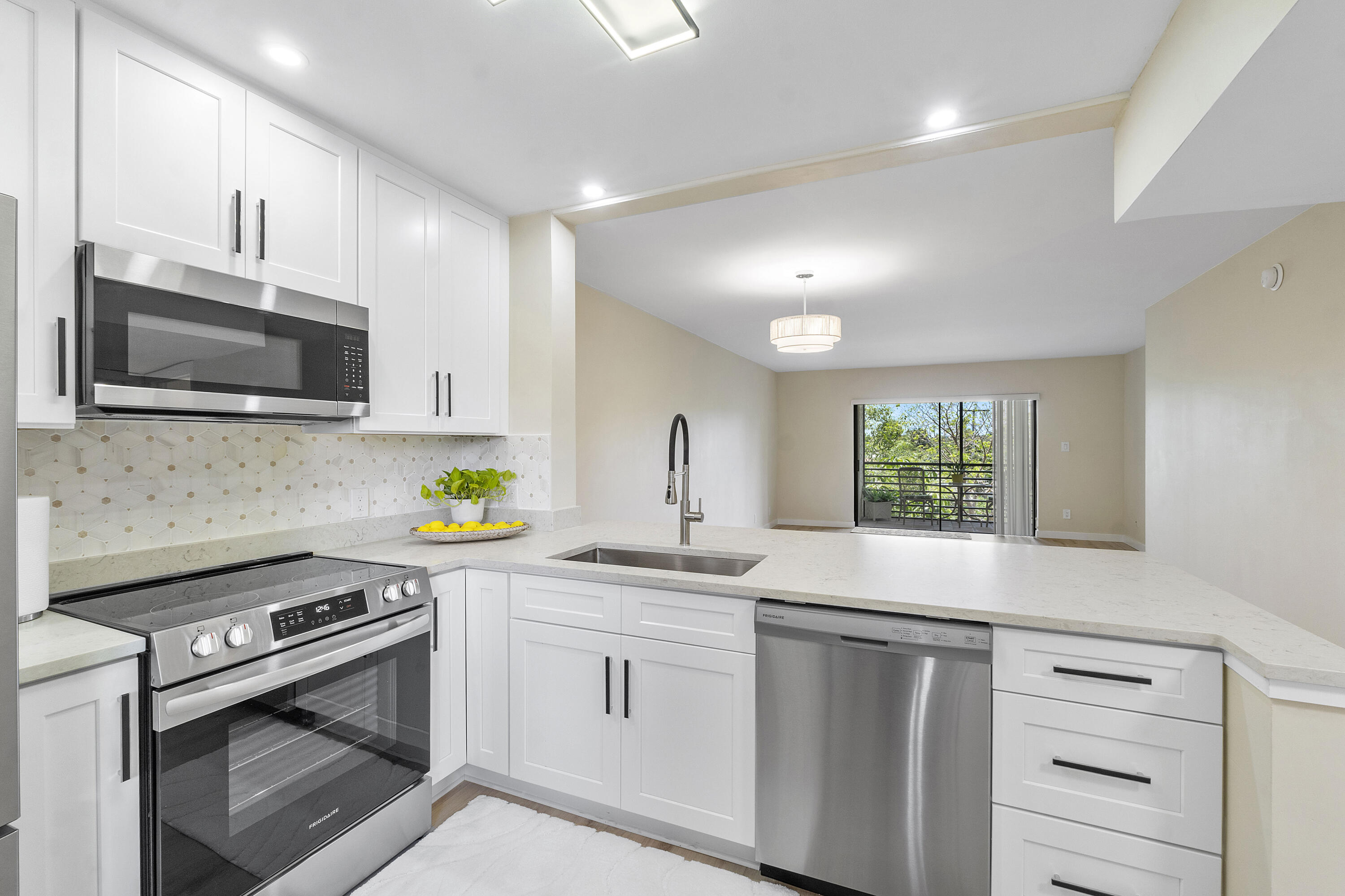 126 S Cypress Road 735