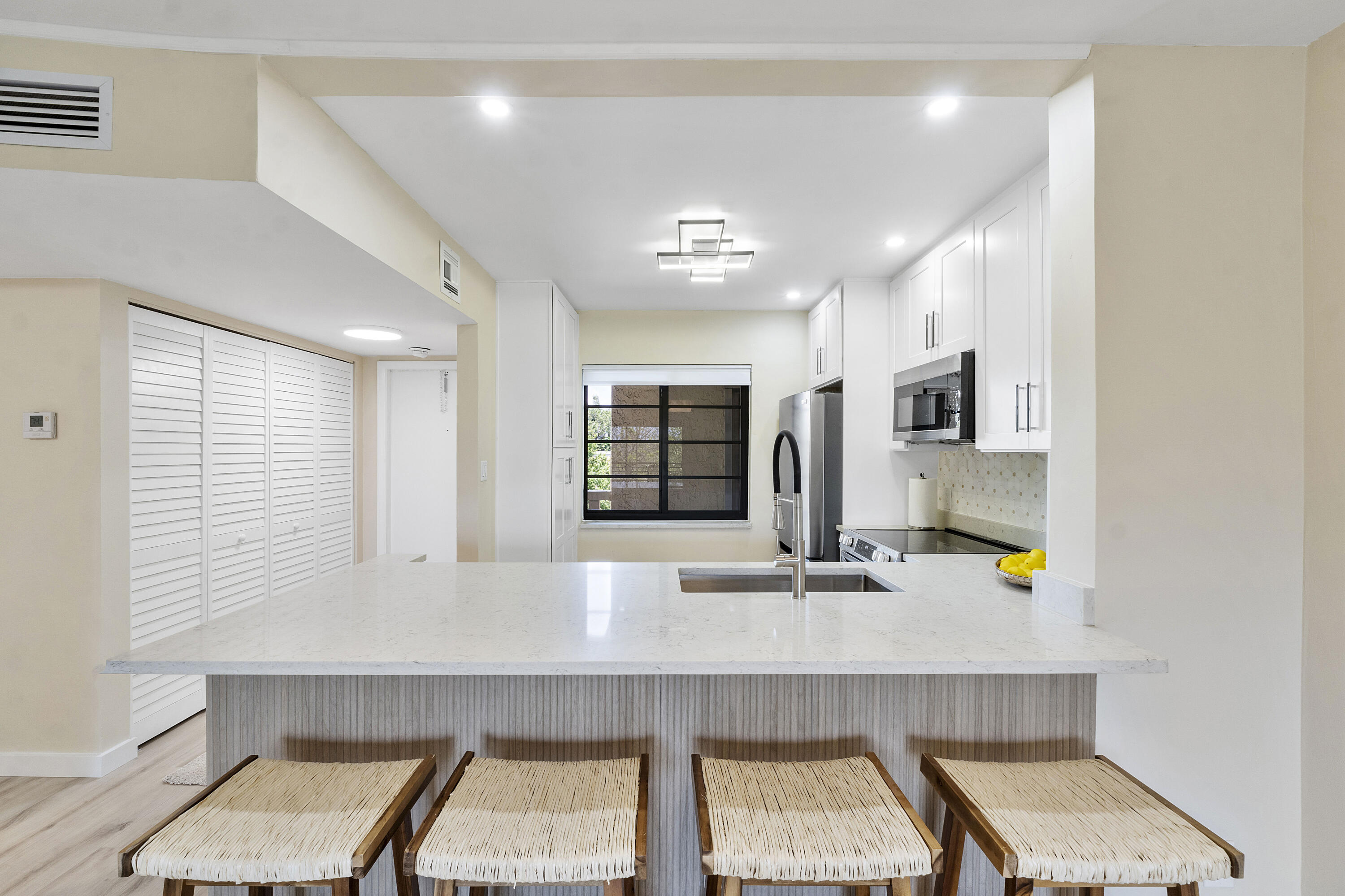 126 S Cypress Road 735