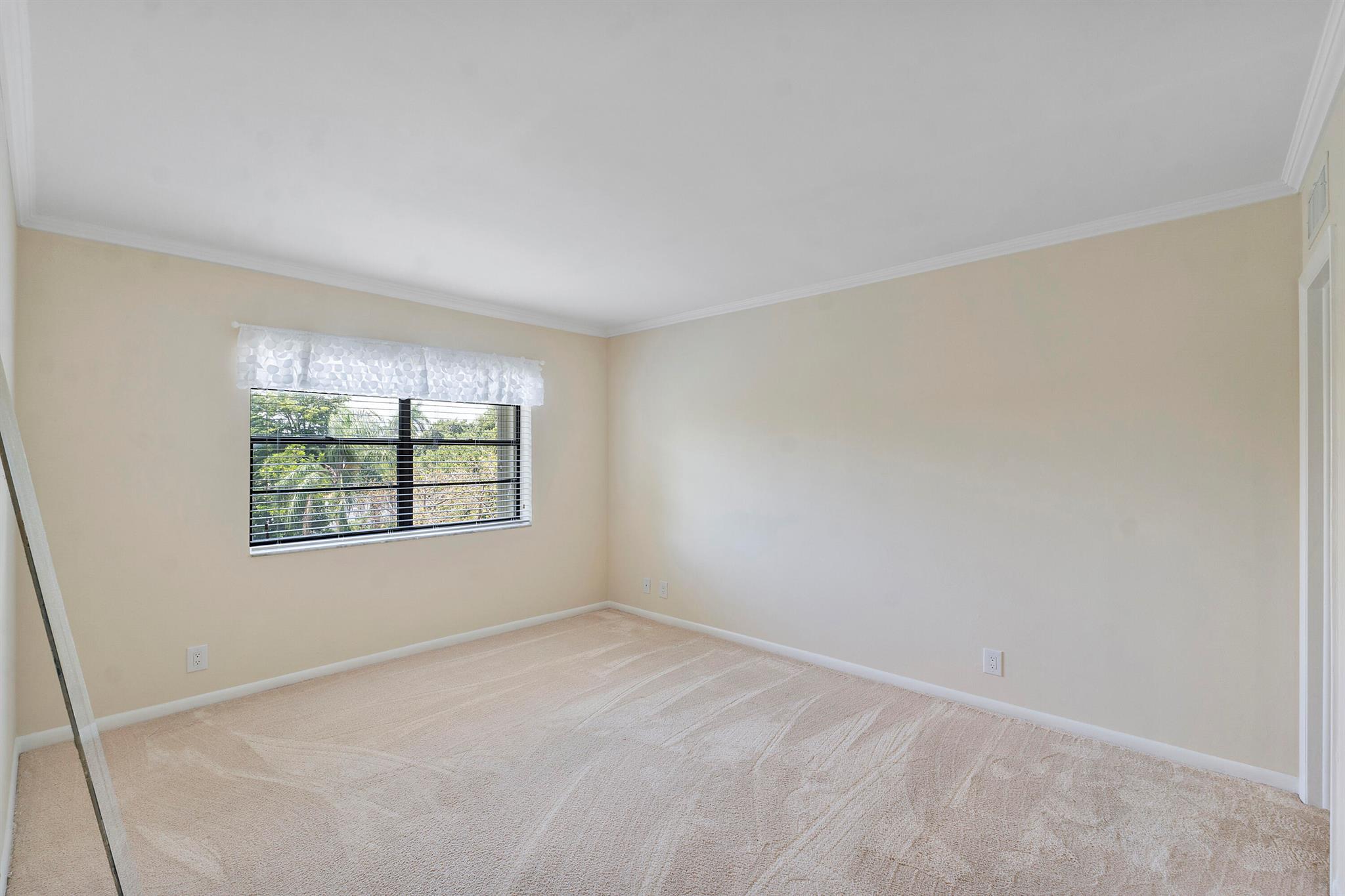 126 S Cypress Road 735