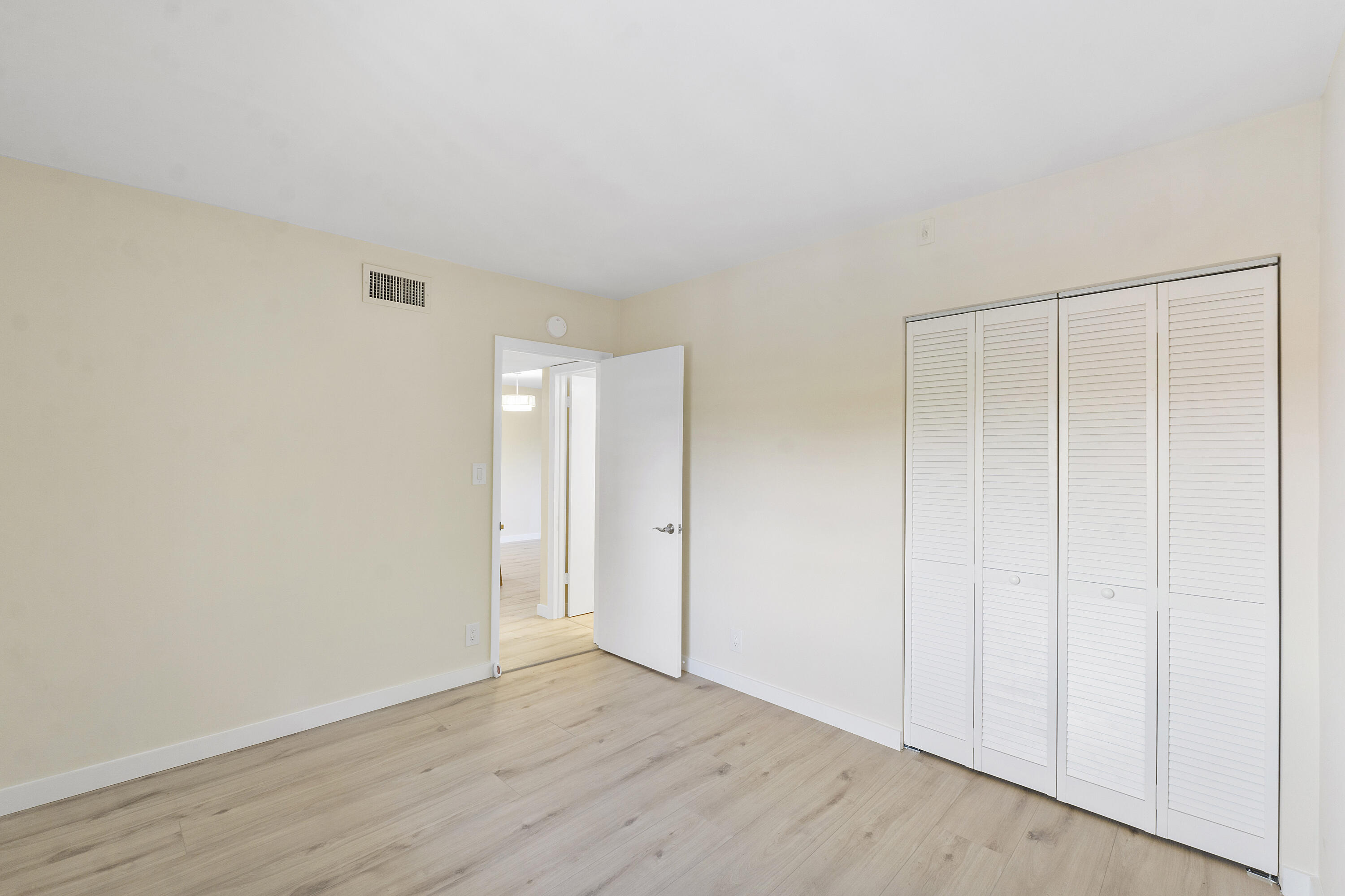 126 S Cypress Road 735