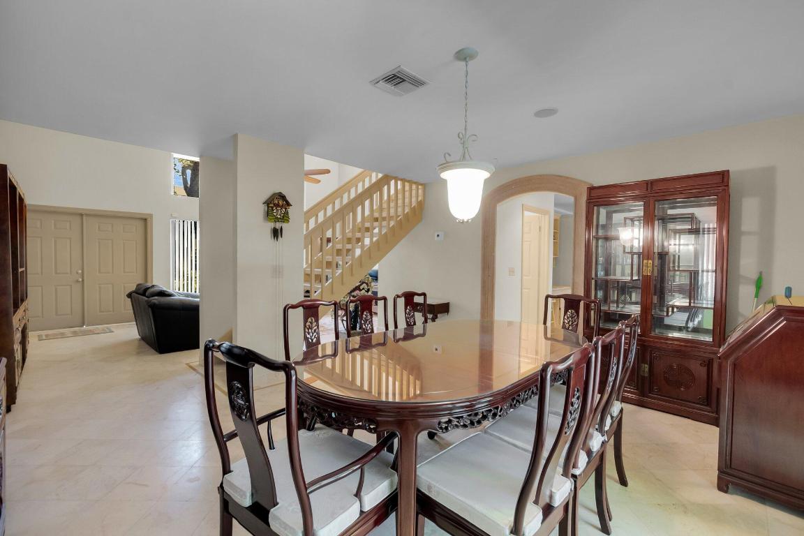 753 Saint Albans Drive