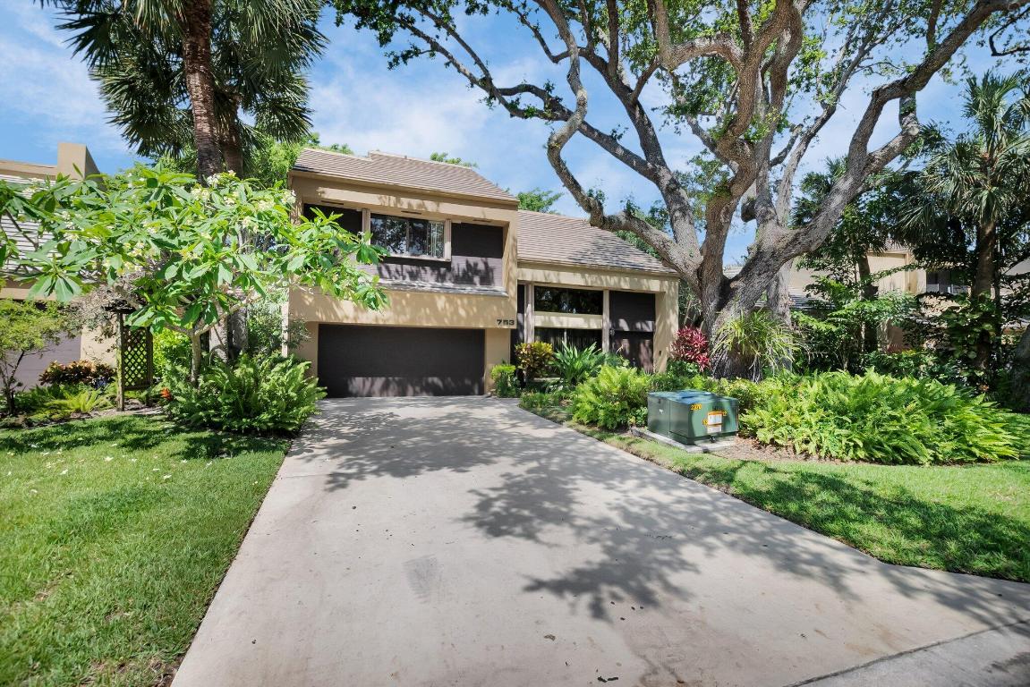 753 Saint Albans Drive