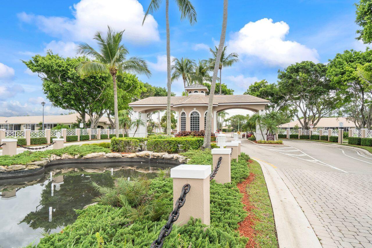 8351 Mastic Cay