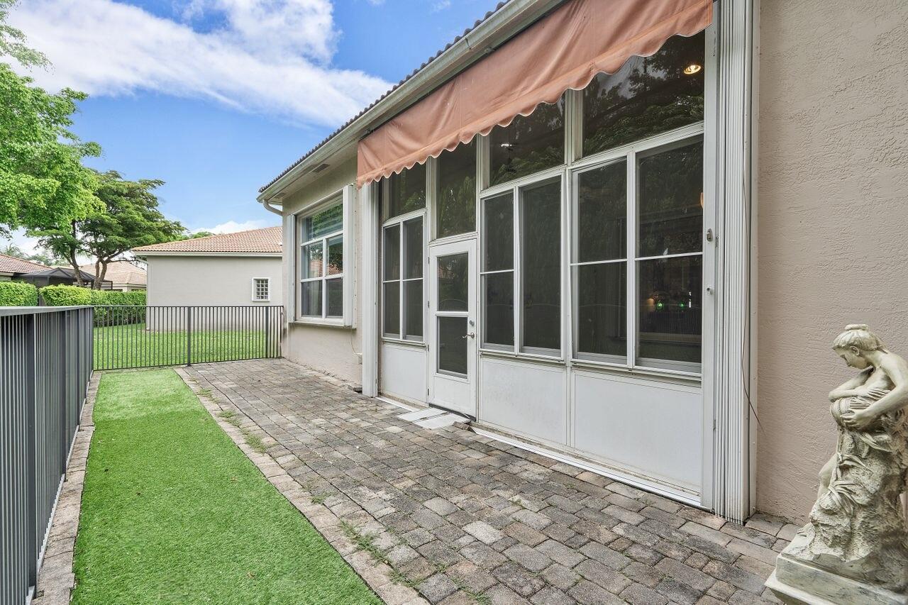 8351 Mastic Cay