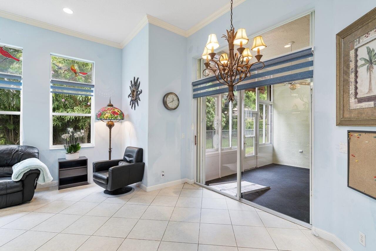 8351 Mastic Cay