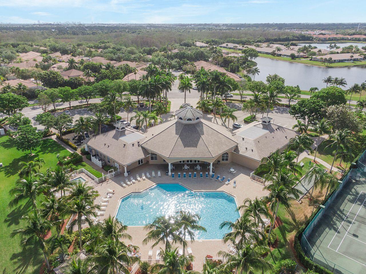 8351 Mastic Cay