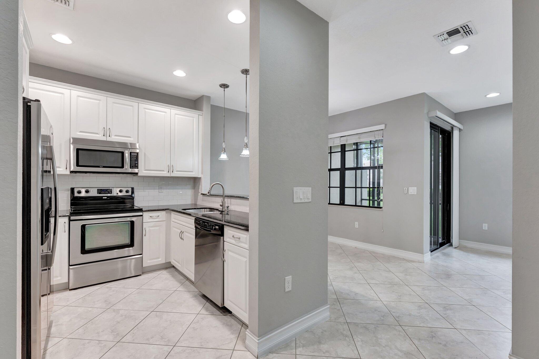 10850 NW 74th Drive