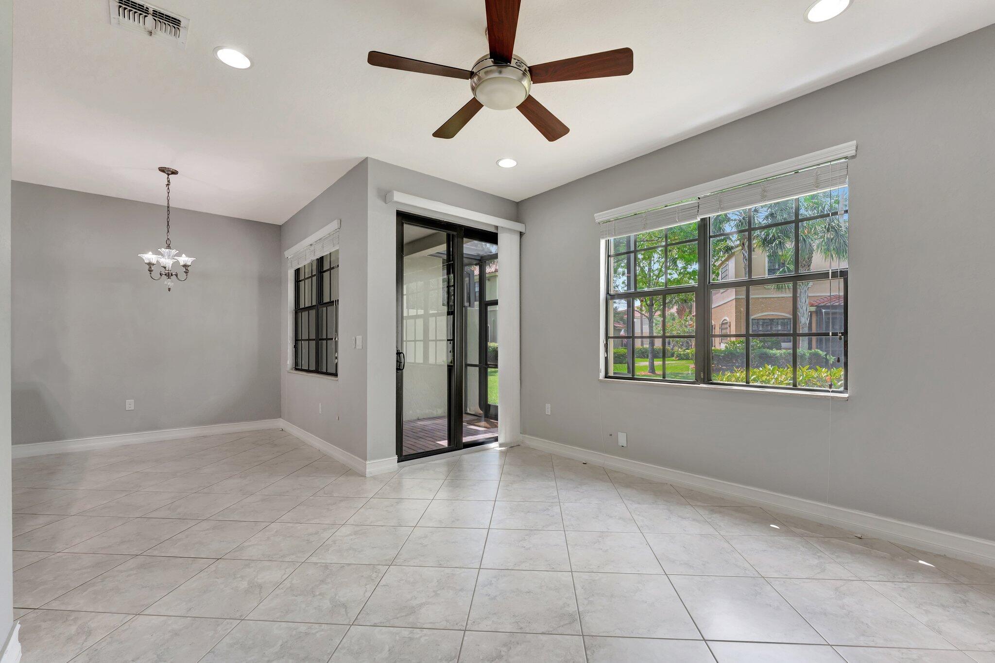 10850 NW 74th Drive