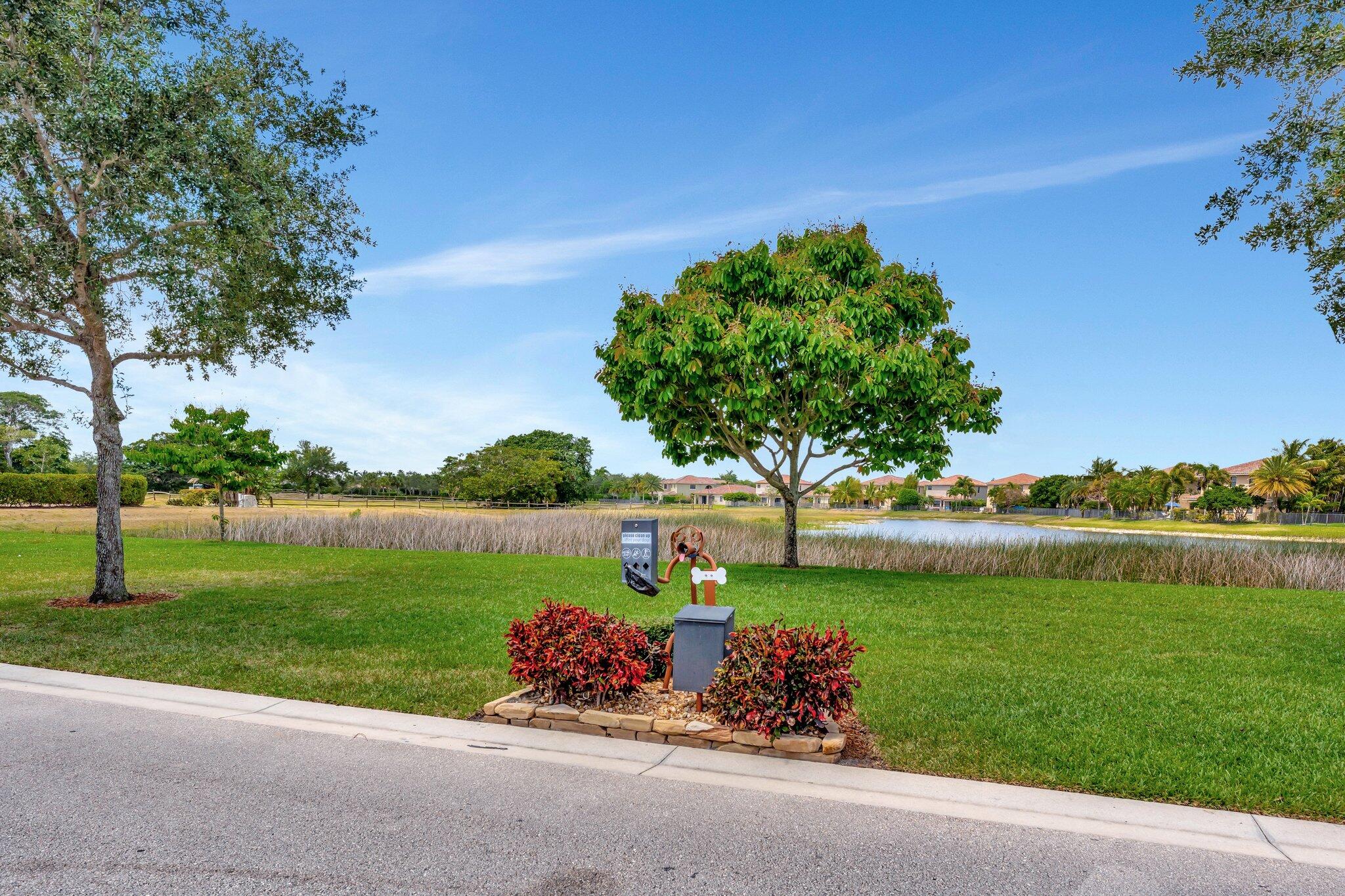10850 NW 74th Drive