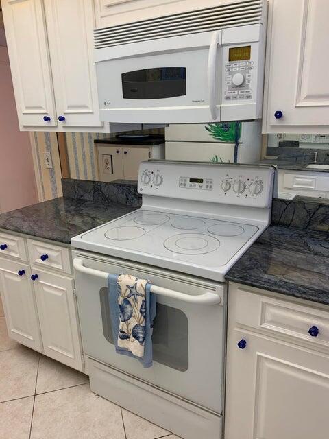 1180 S Ocean Boulevard 7e