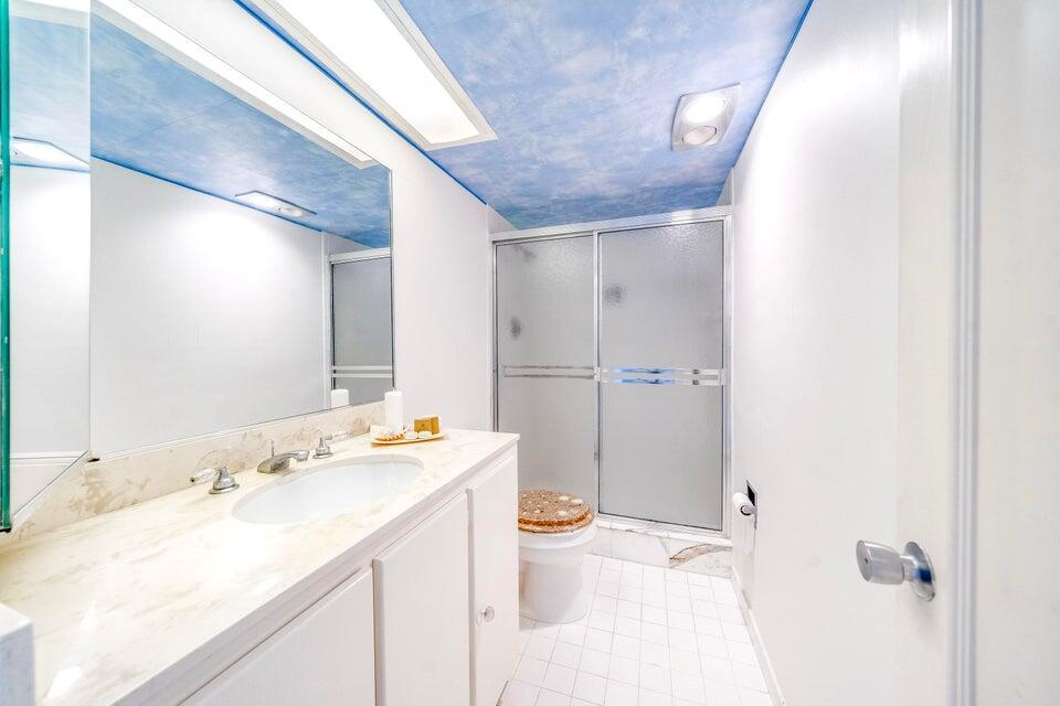 1180 S Ocean Boulevard 7e