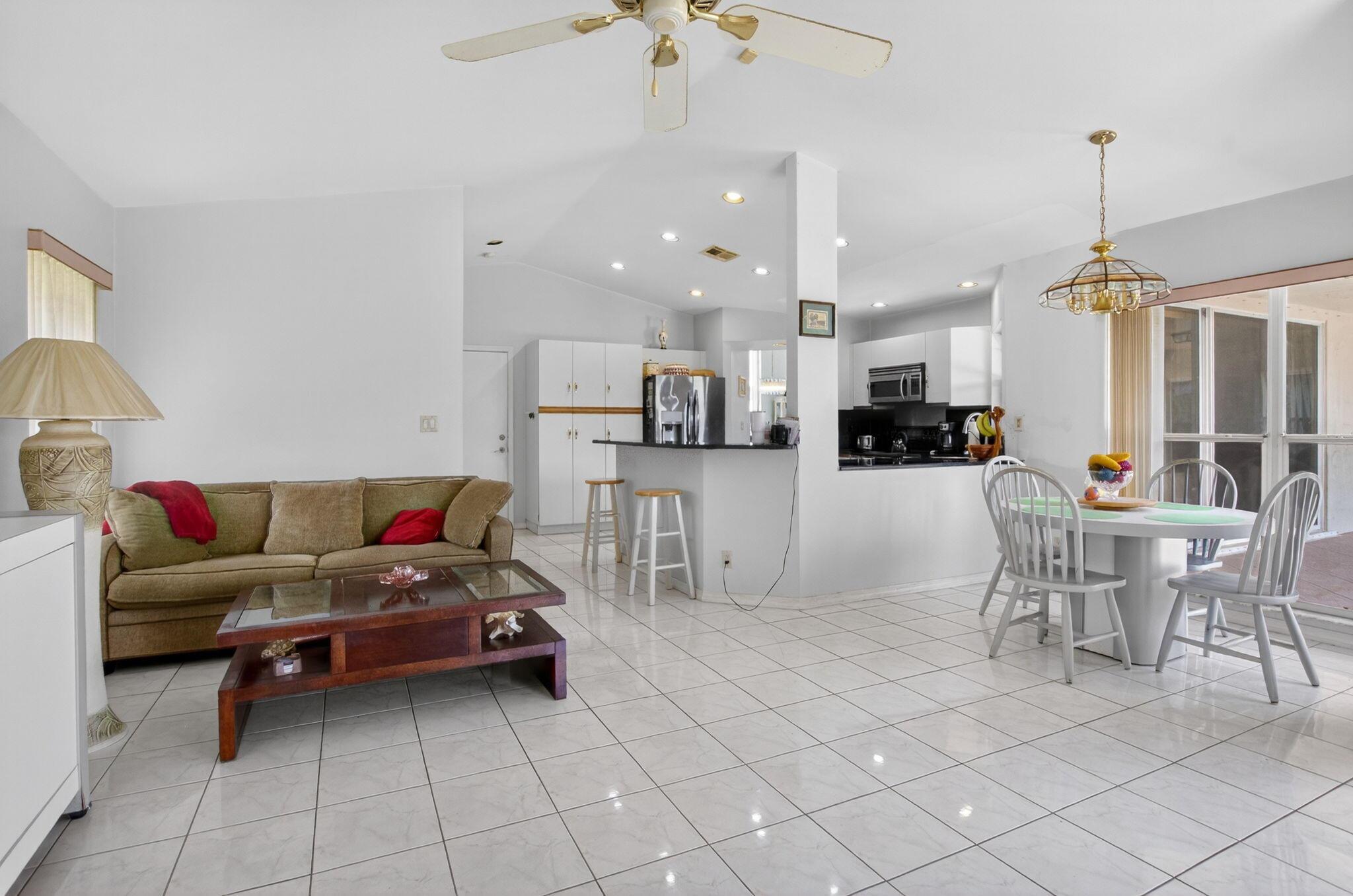 9645 Carousel Circle N