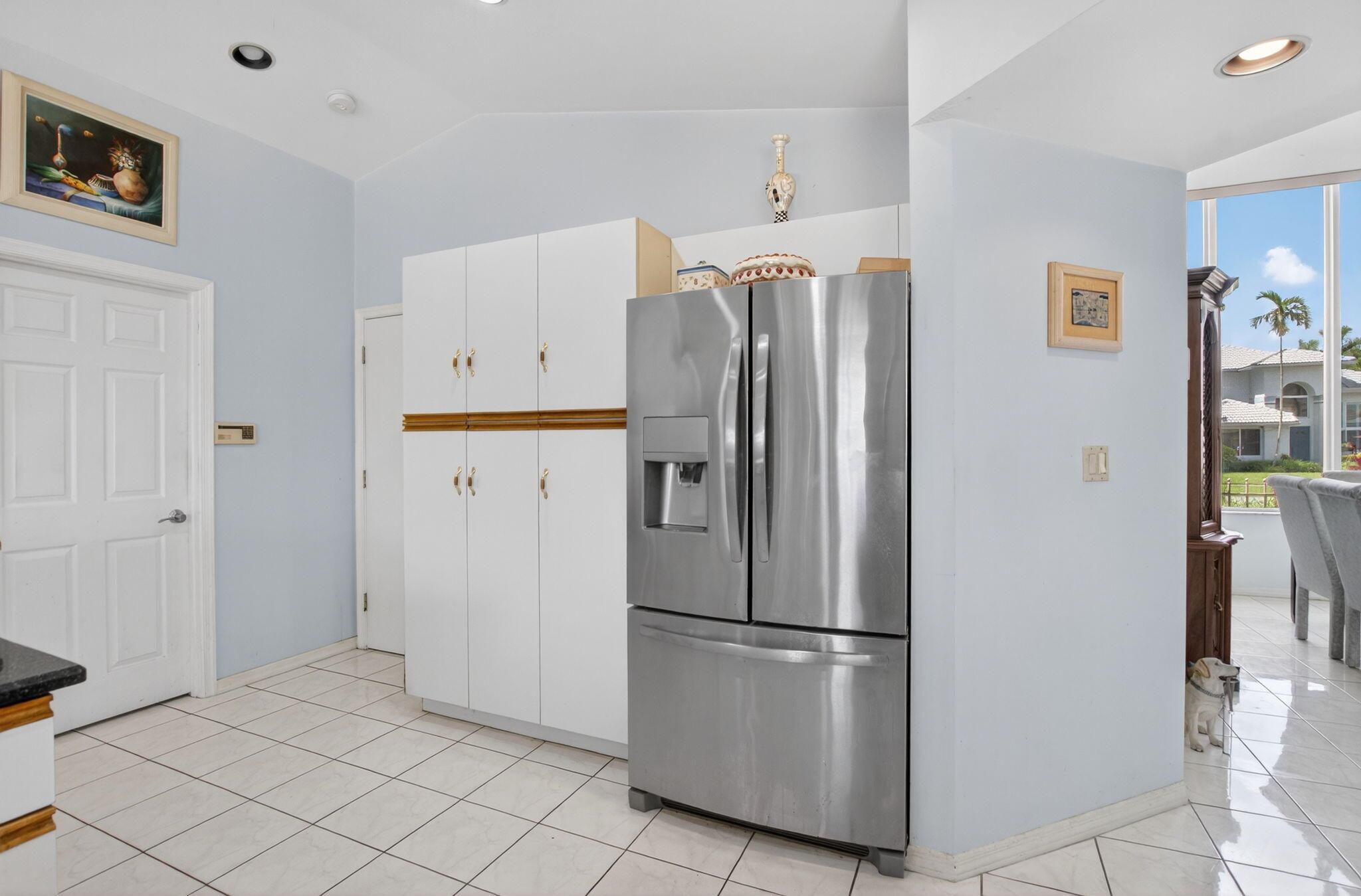 9645 Carousel Circle N