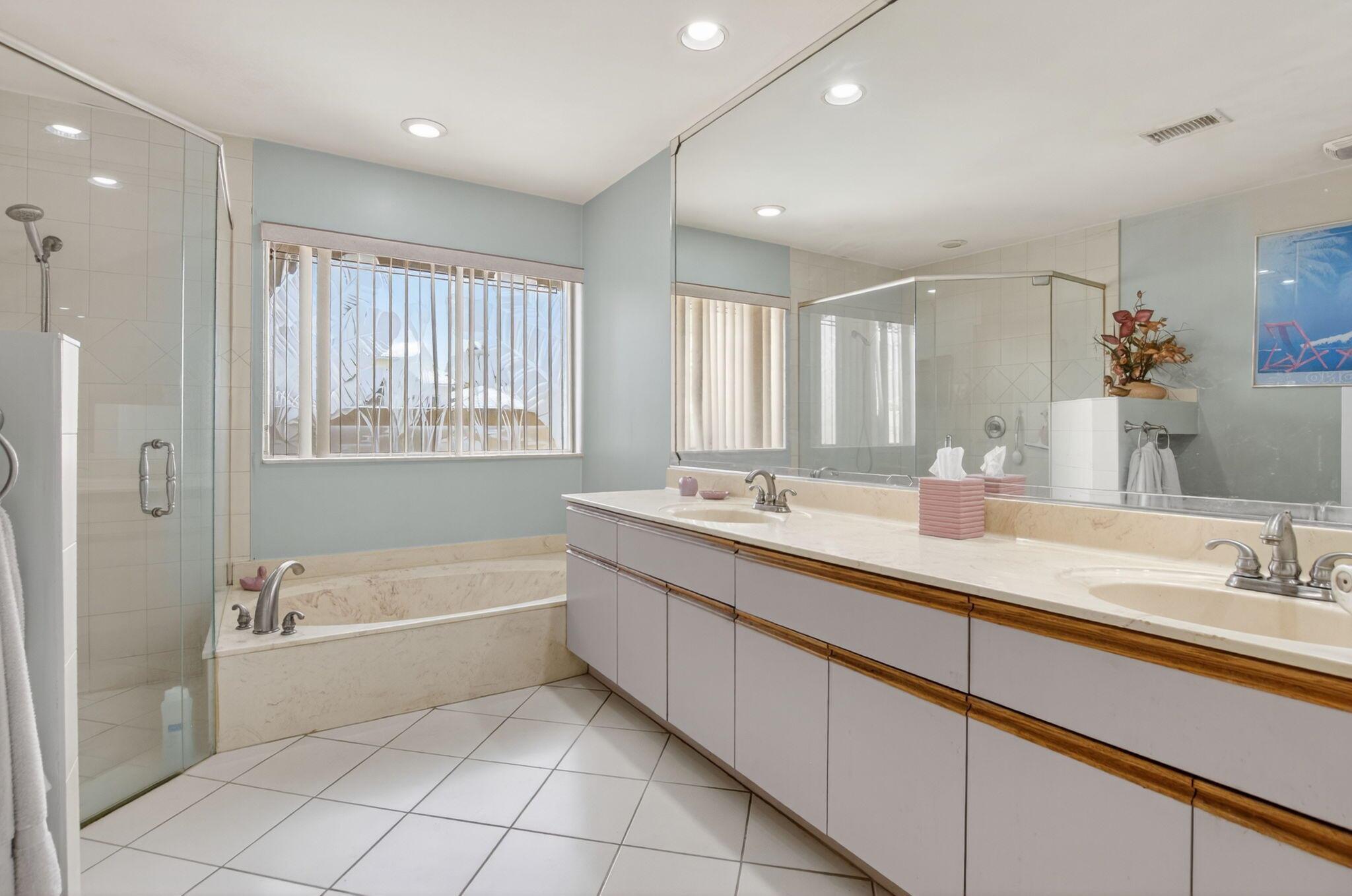 9645 Carousel Circle N