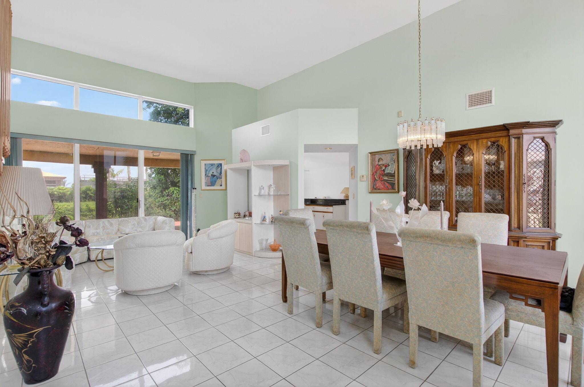 9645 Carousel Circle N