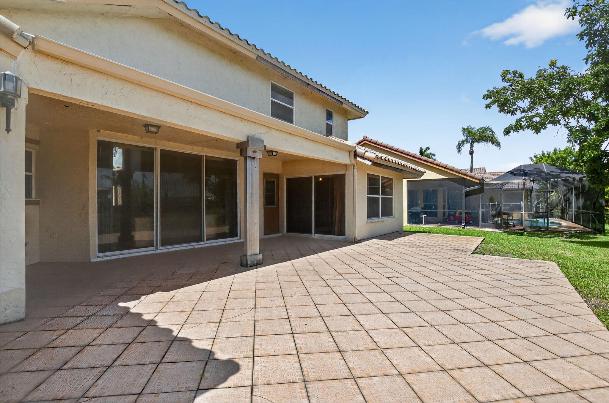 9645 Carousel Circle N