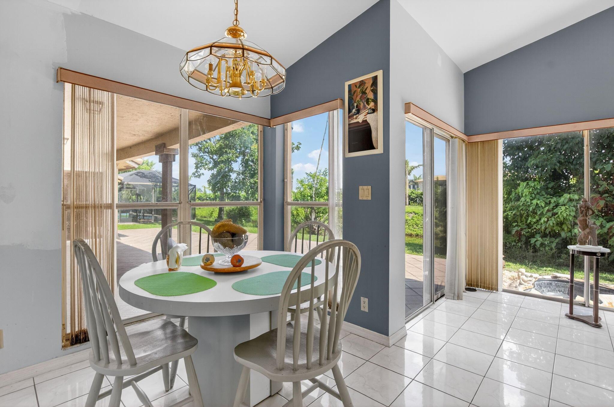 9645 Carousel Circle N